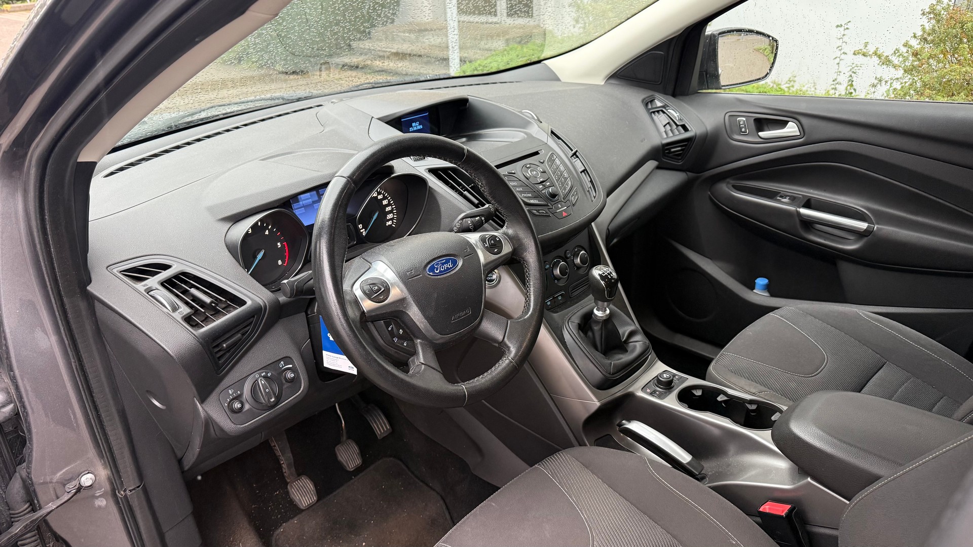 FORD Kuga 2.0 TDCi Titanium 4WD-image-9
