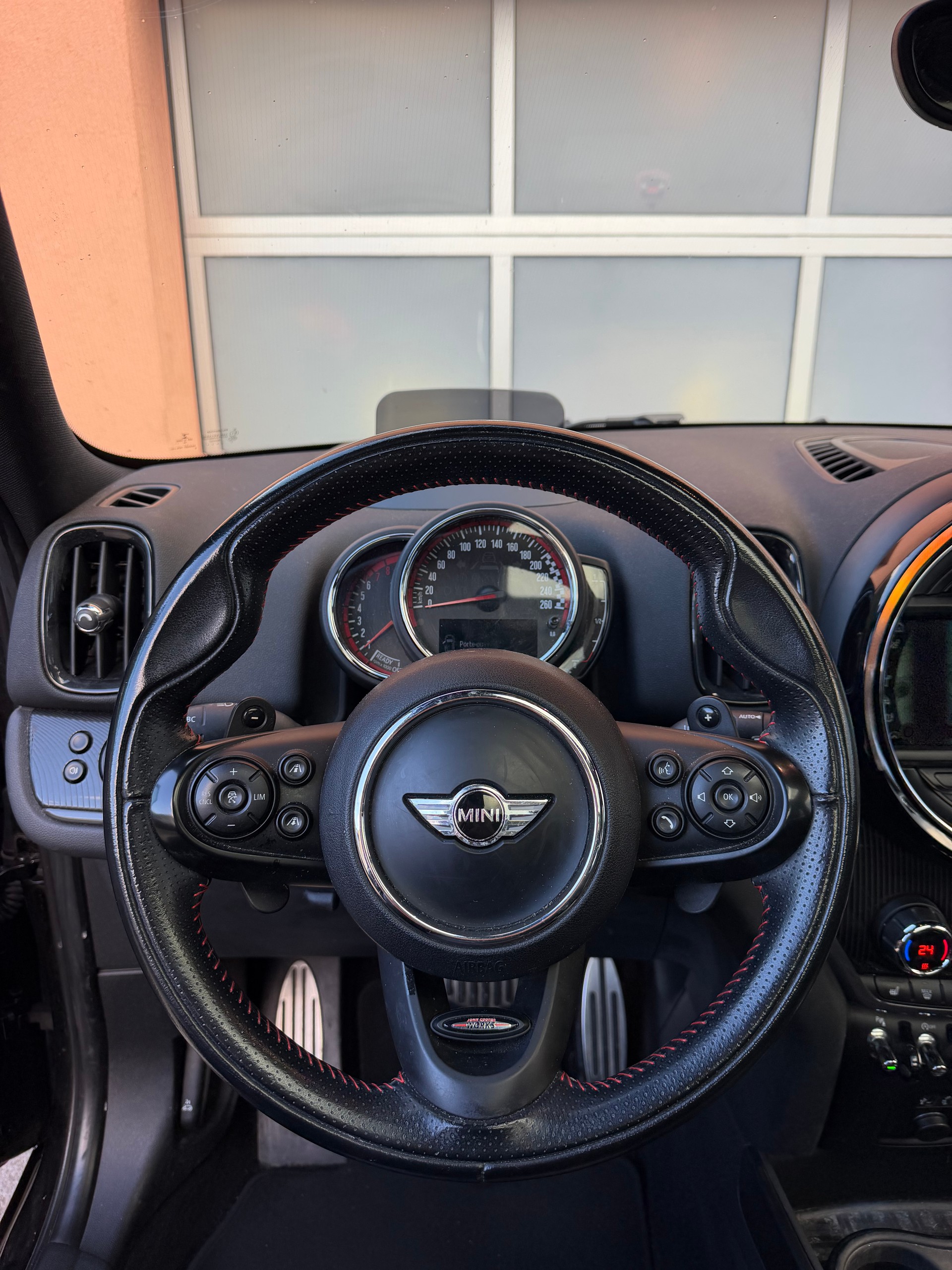 MINI Countryman John Cooper Works ALL4 Steptronic-image-15