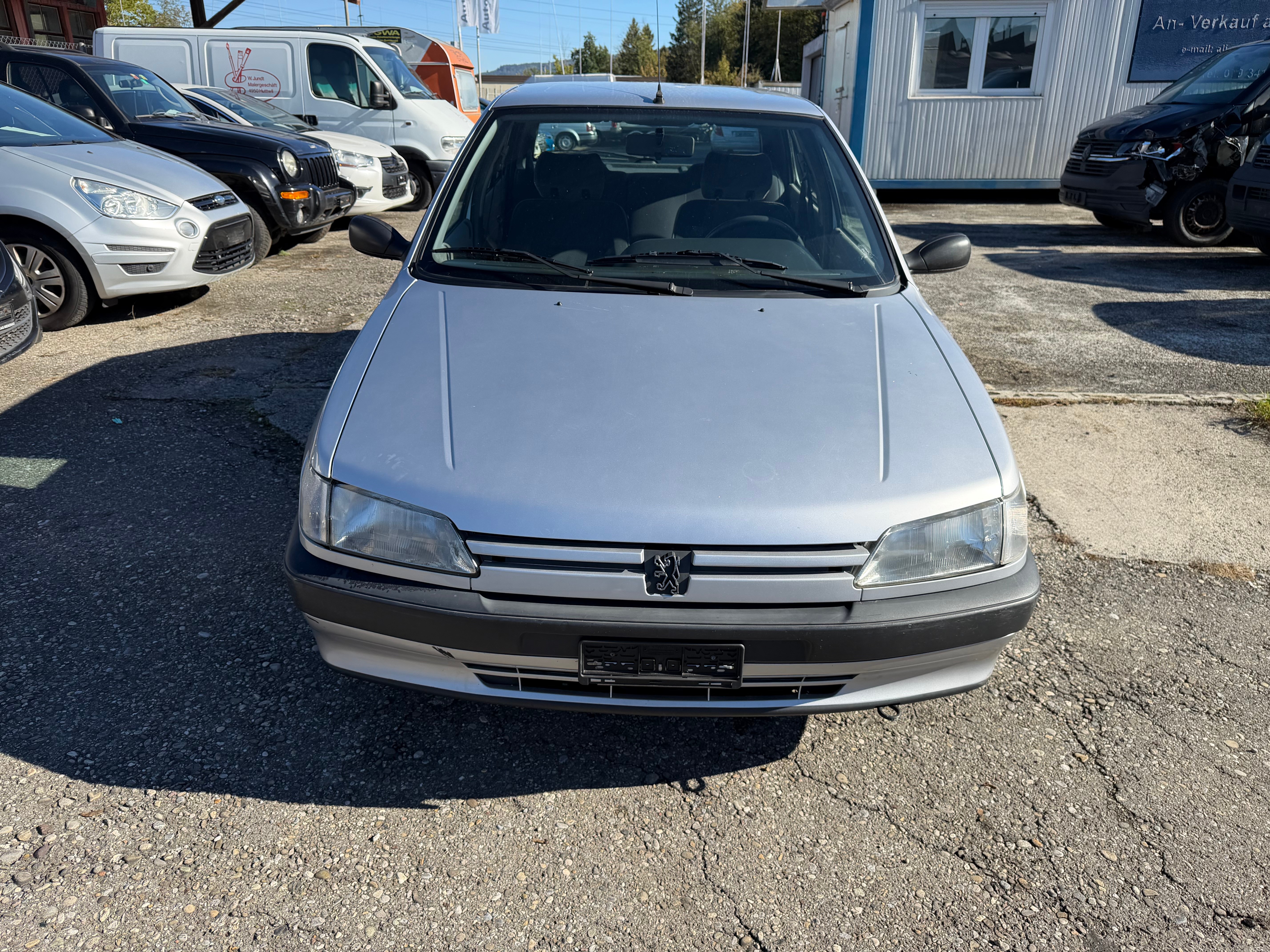 Car photo