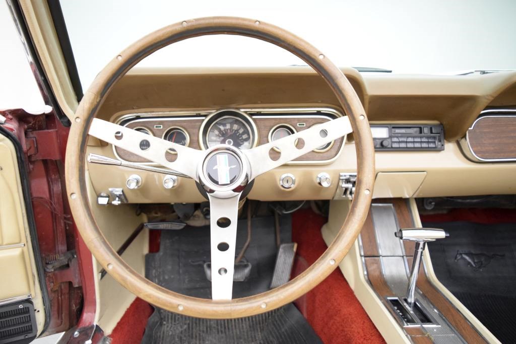 FORD MUSTANG GT Convertible V8 A-Code-image-9