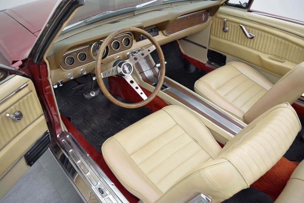 FORD MUSTANG GT Convertible V8 A-Code-image-11