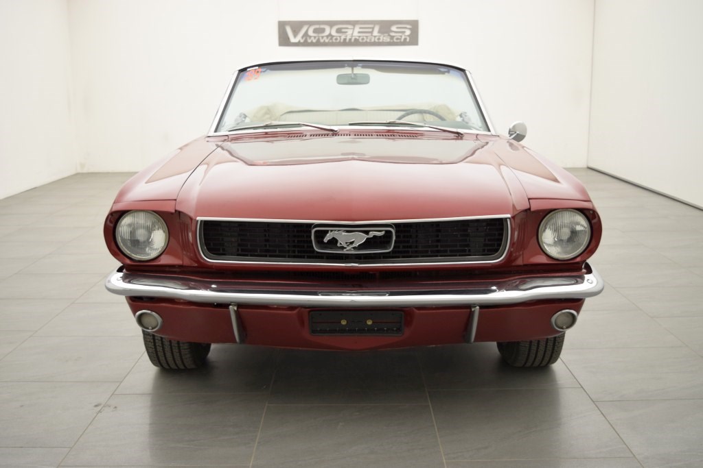 FORD MUSTANG GT Convertible V8 A-Code-image-3