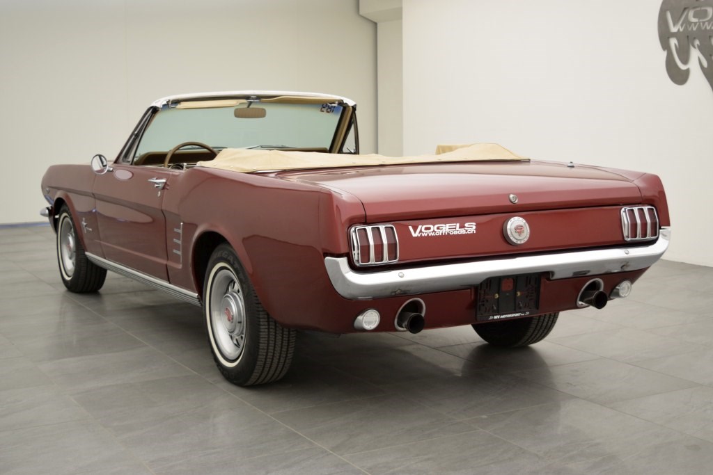 FORD MUSTANG GT Convertible V8 A-Code-image-5