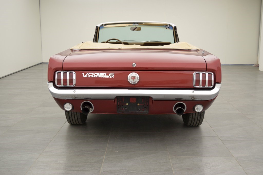 FORD MUSTANG GT Convertible V8 A-Code-image-6