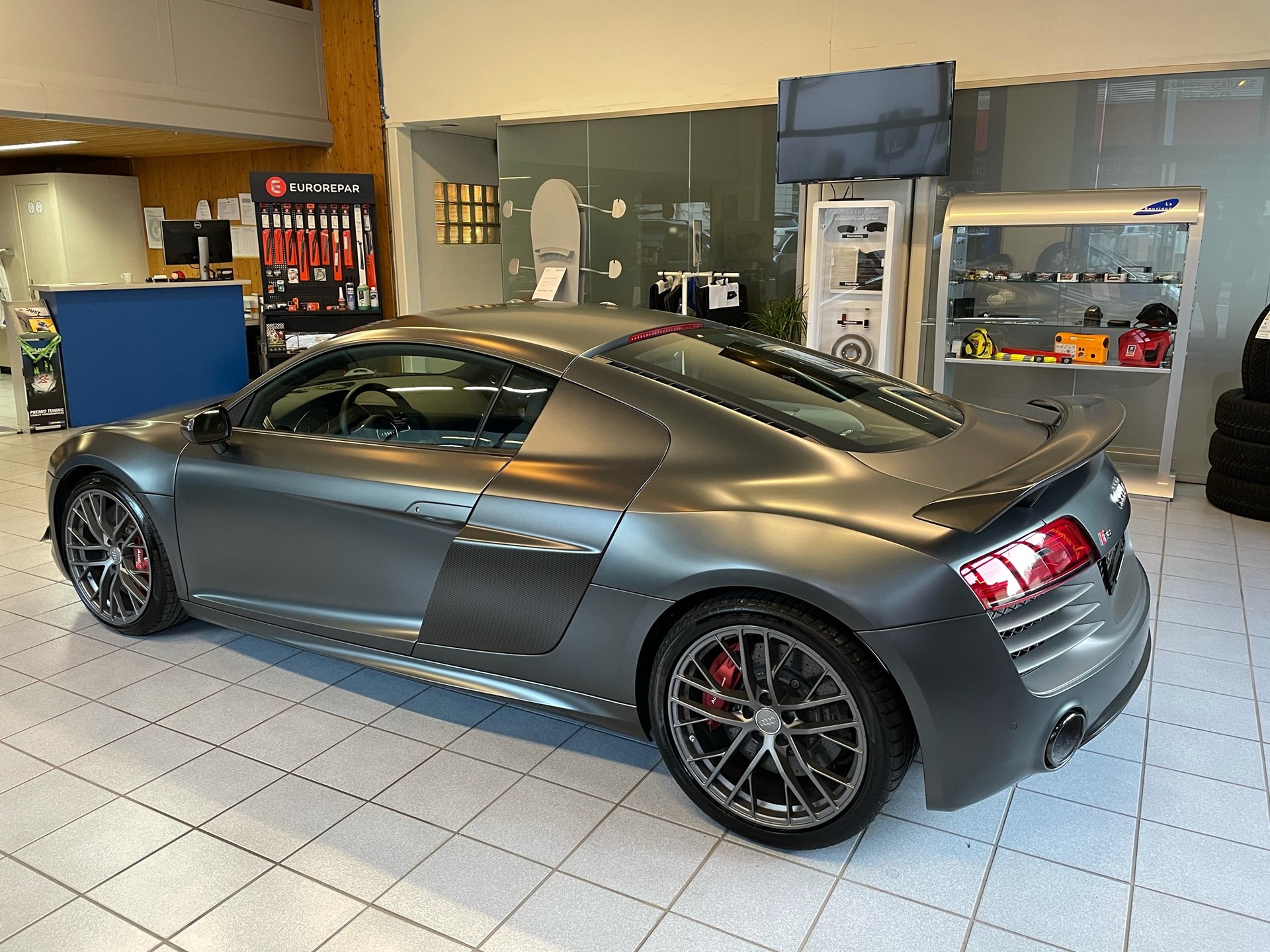 AUDI R8 Coupé 5.2 LMX R-Tronic-image-1