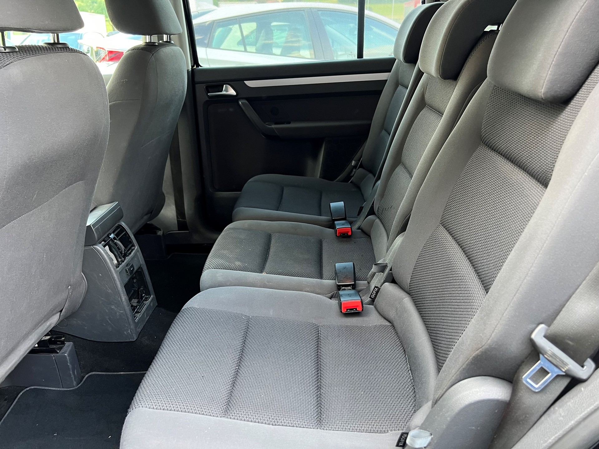 VW Touran 1.6 TDI Comfortline DSG-image-6