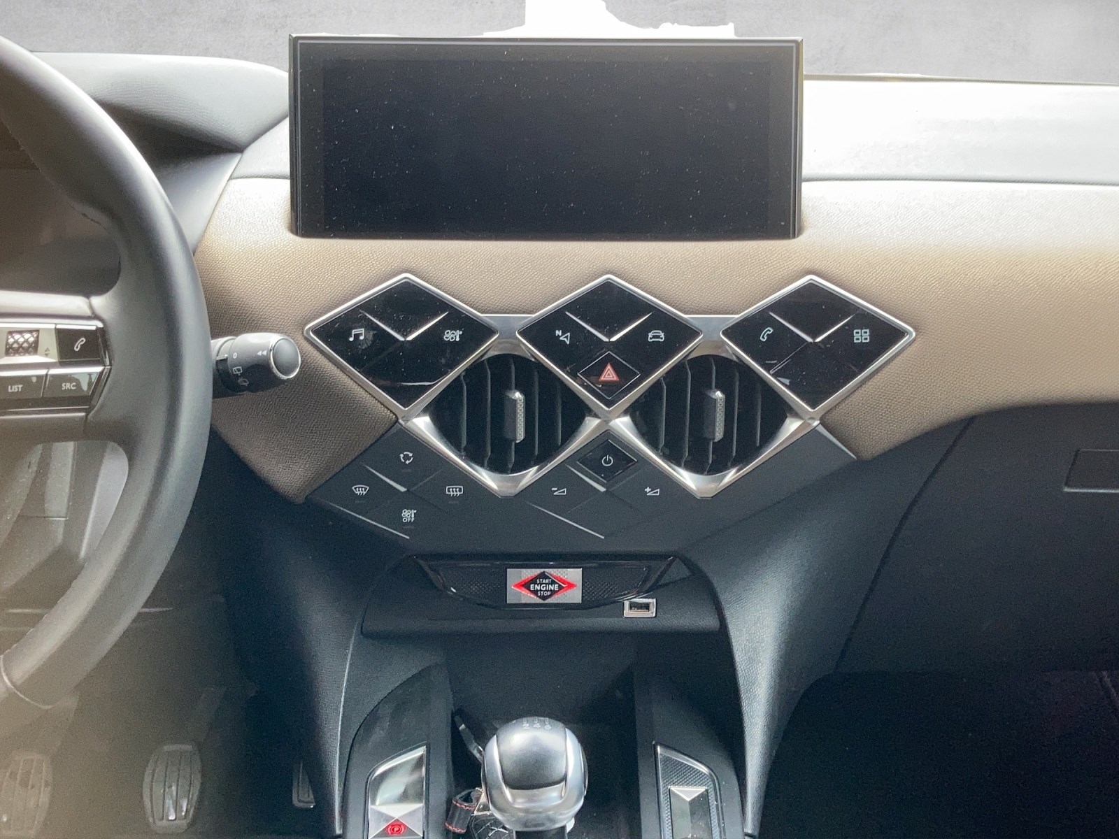 DS AUTOMOBILES DS 3 Crossback 1.2 PureTech SO Chic-image-5