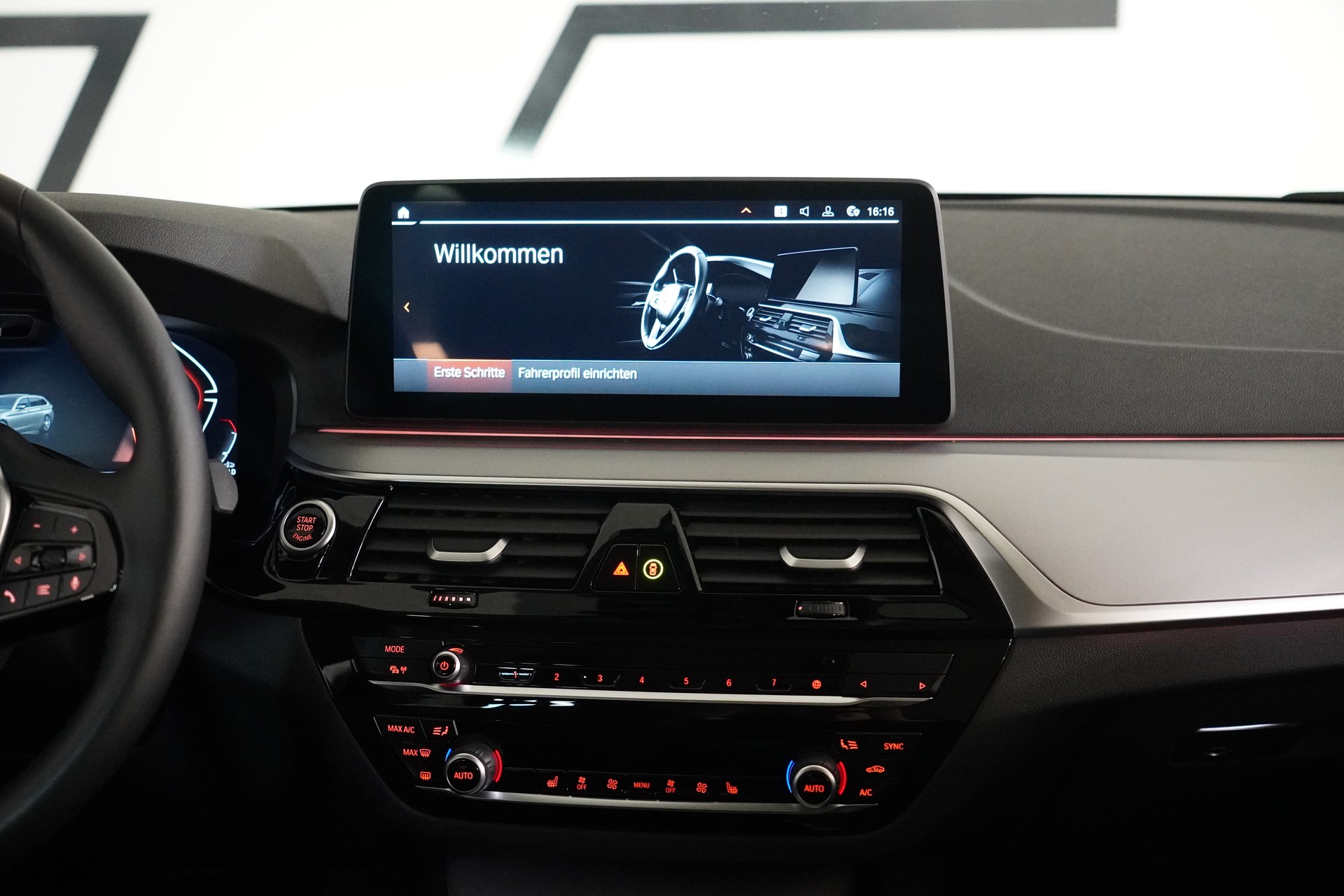 BMW 520d xDrive 48V Touring Steptronic-image-18