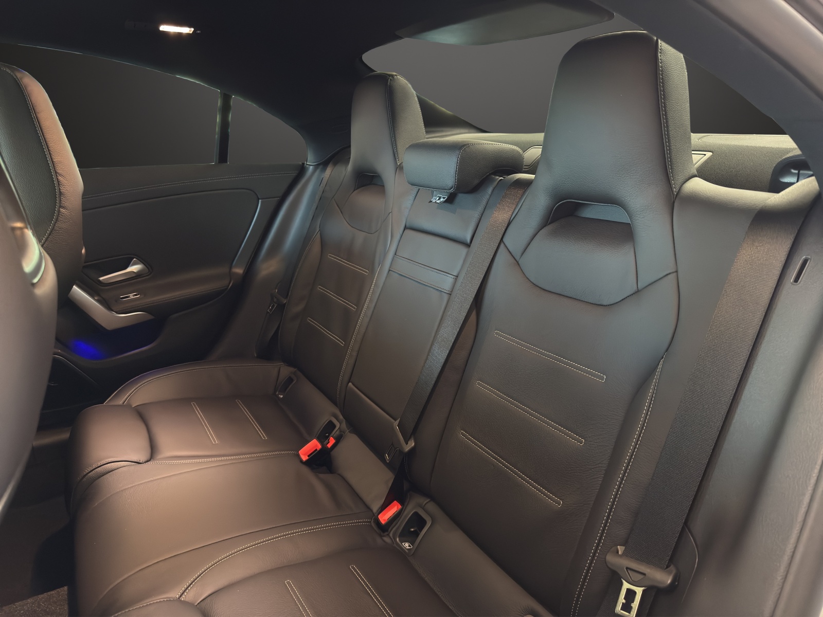 MERCEDES-BENZ CLA 250 4Matic 8G-DCT-image-11