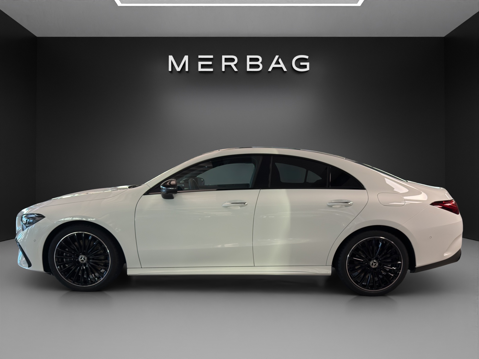 MERCEDES-BENZ CLA 250 4Matic 8G-DCT-image-1