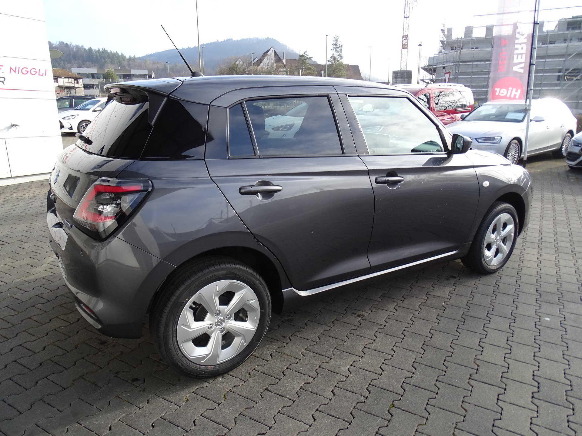 SUZUKI Swift 1.2 Compact+ Hybrid 4x4-image-6