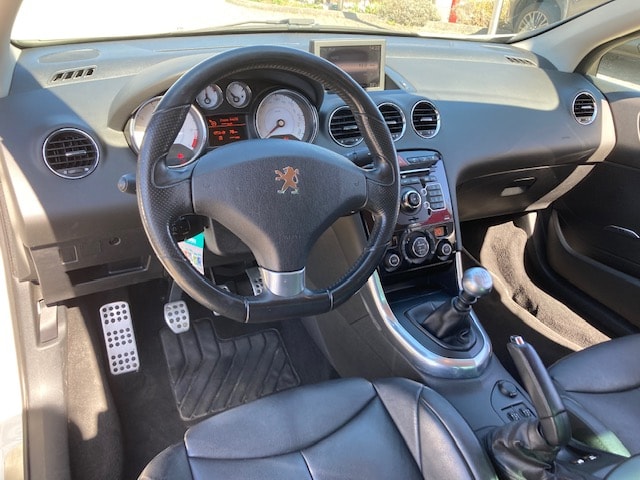PEUGEOT 308 CC 1.6 16V Turbo Platinum-image-11