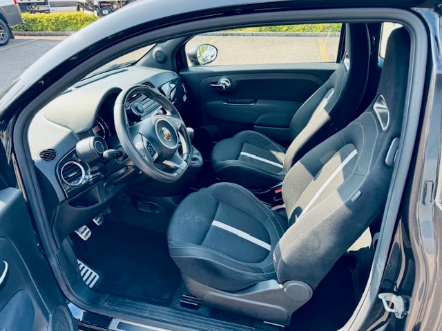 FIAT 500 1.4 16V Turbo Abarth-image-1