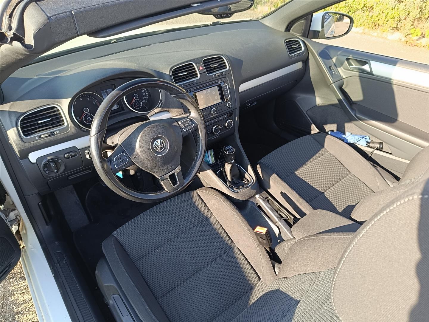 VW Golf Cabrio 1.4 TSI Design-image-2