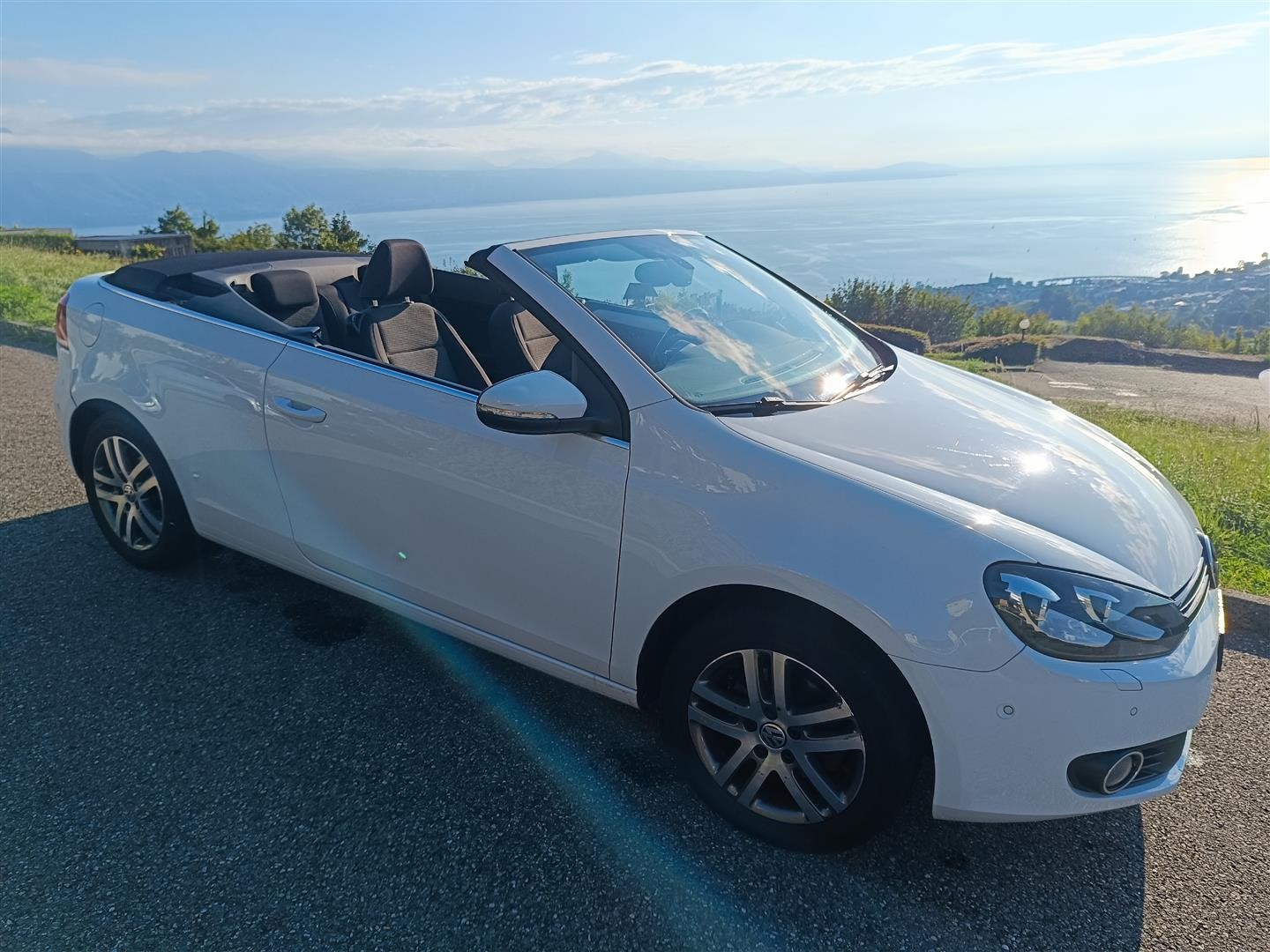 VW Golf Cabrio 1.4 TSI Design-image-0