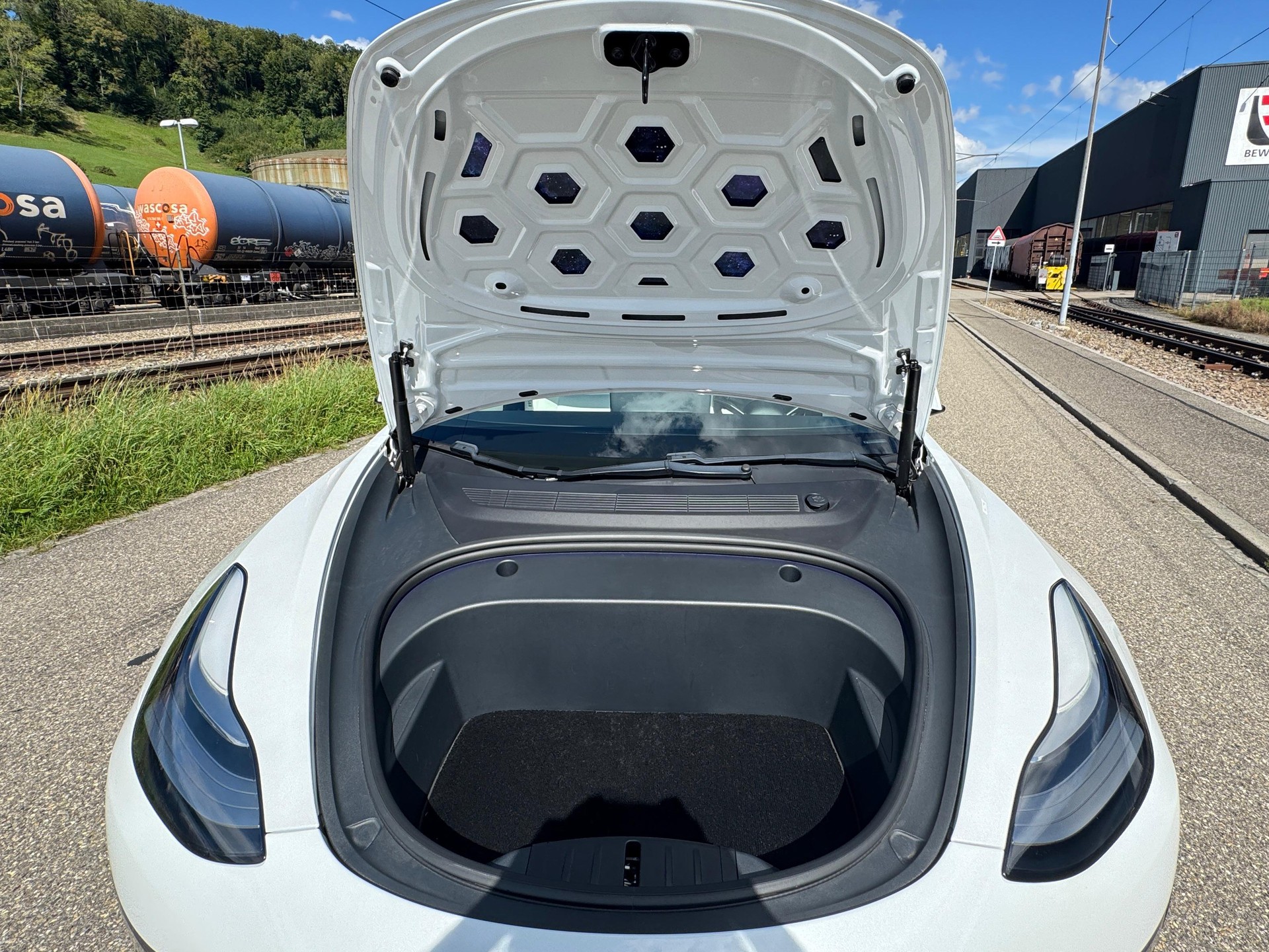 TESLA 2021-image-5