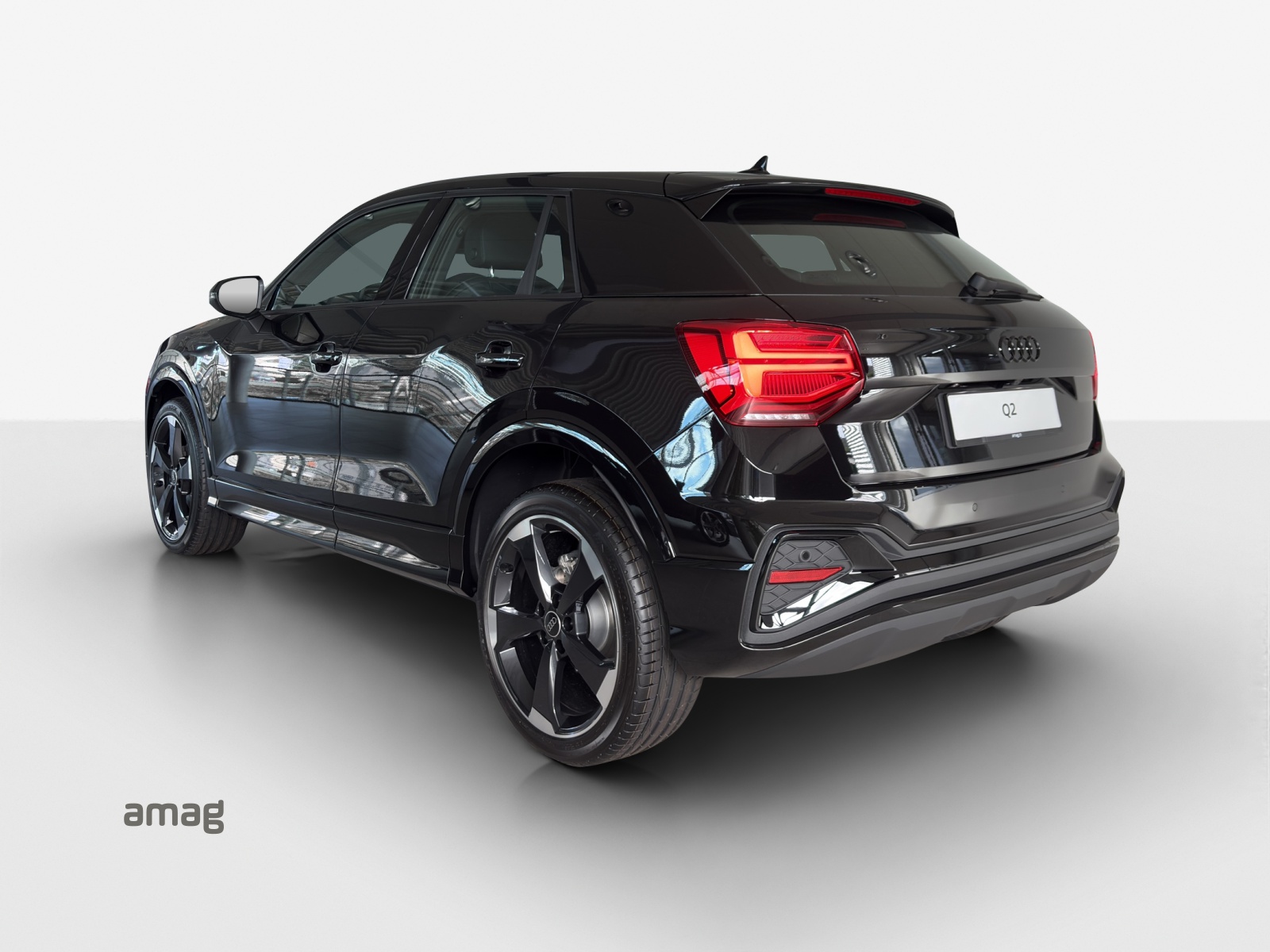 AUDI Q2 35 TFSI S line S-tronic-image-1