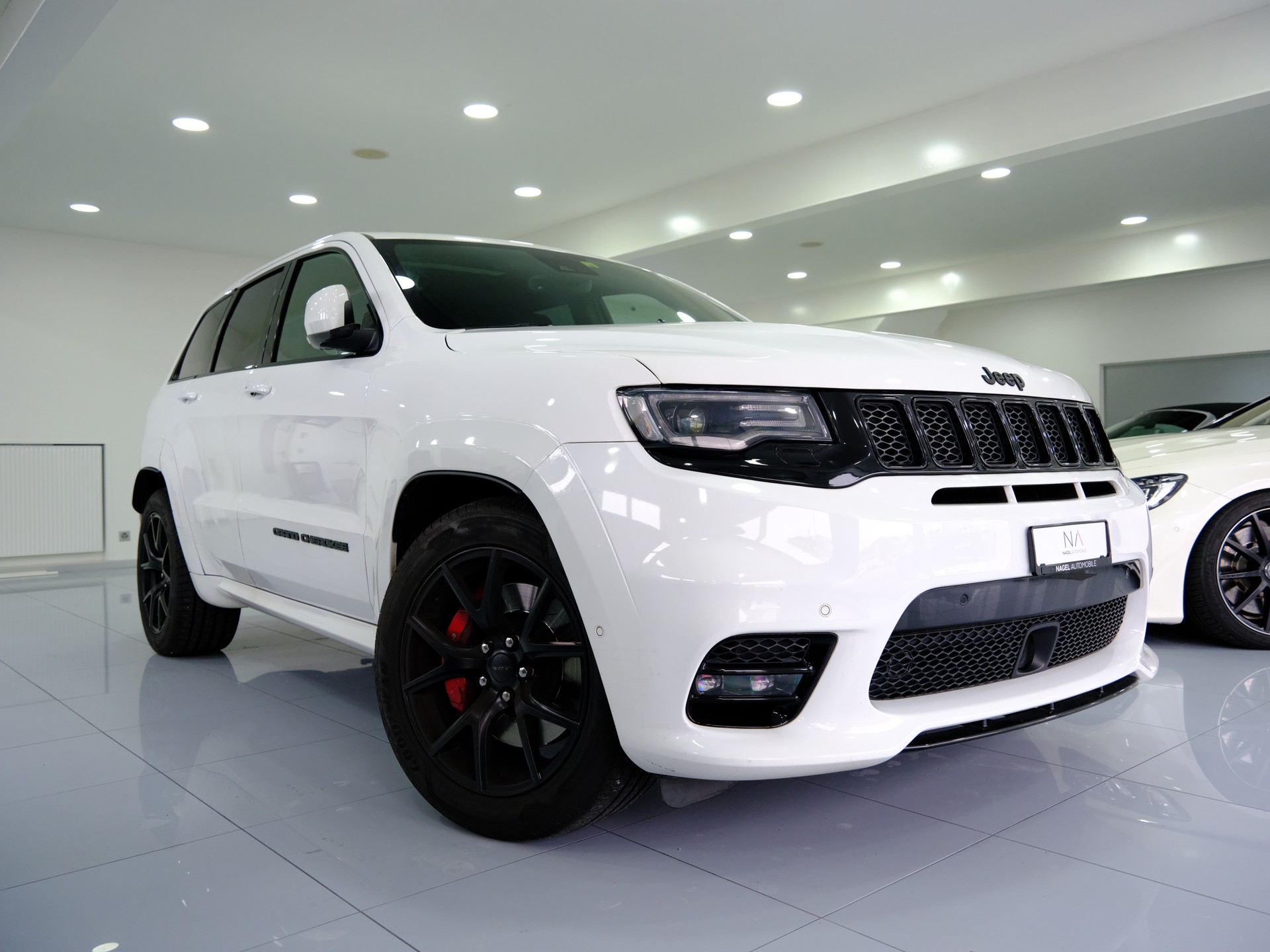JEEP Grand Cherokee 6.4 V8 HEMI SRT8 Automatic-image-1