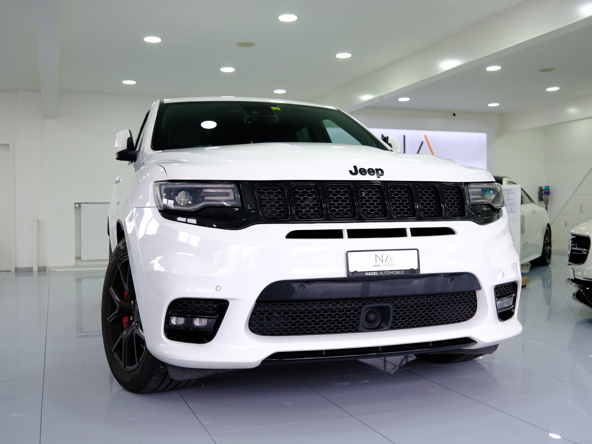 JEEP Grand Cherokee 6.4 V8 HEMI SRT8 Automatic-image-0
