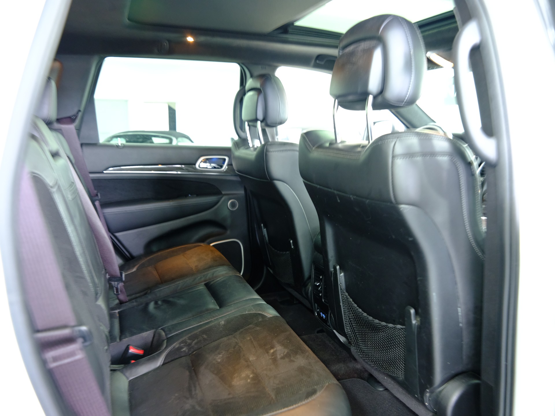 JEEP Grand Cherokee 6.4 V8 HEMI SRT8 Automatic-image-12