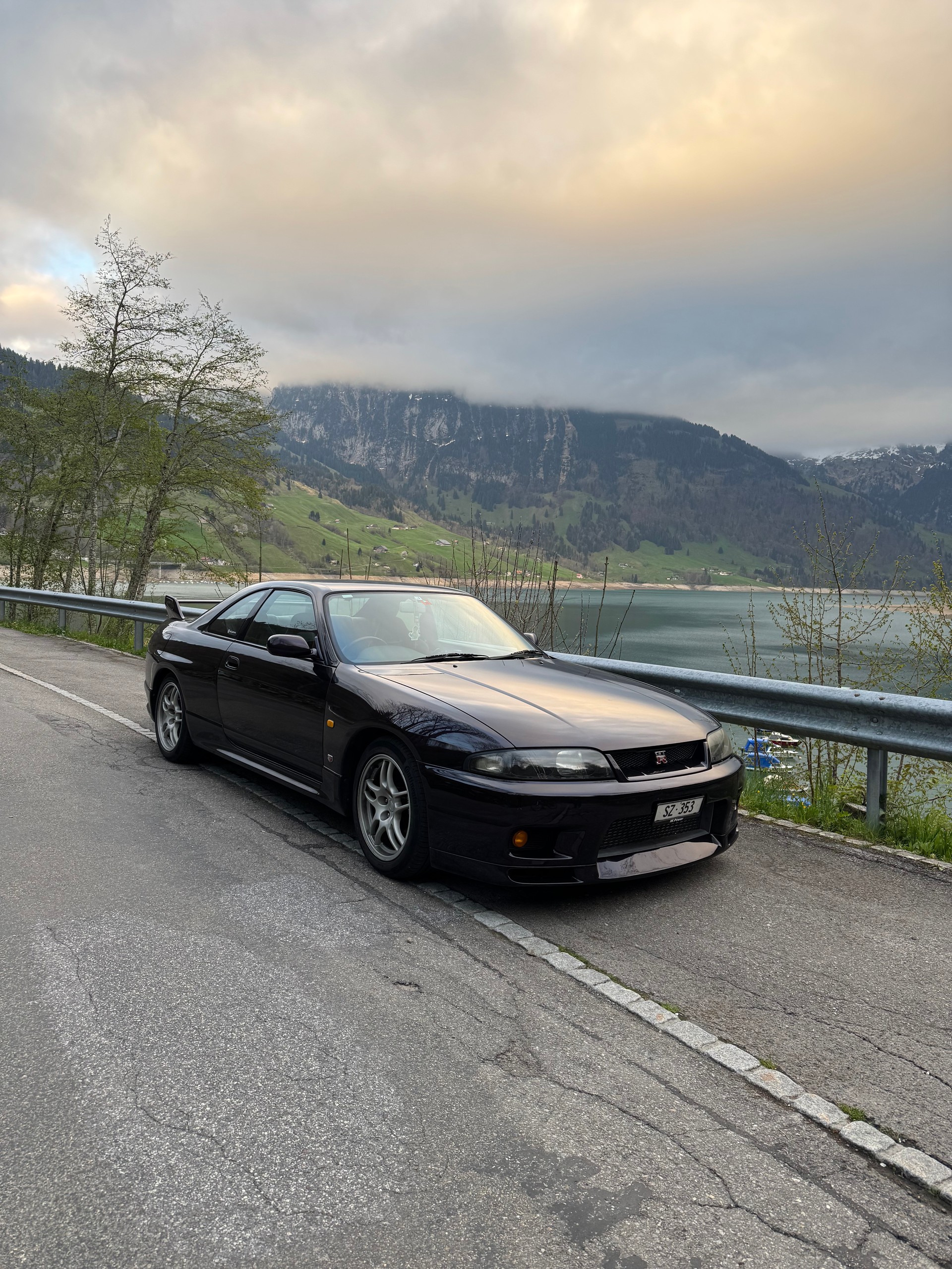NISSAN GTR R33 Vspec-image-3