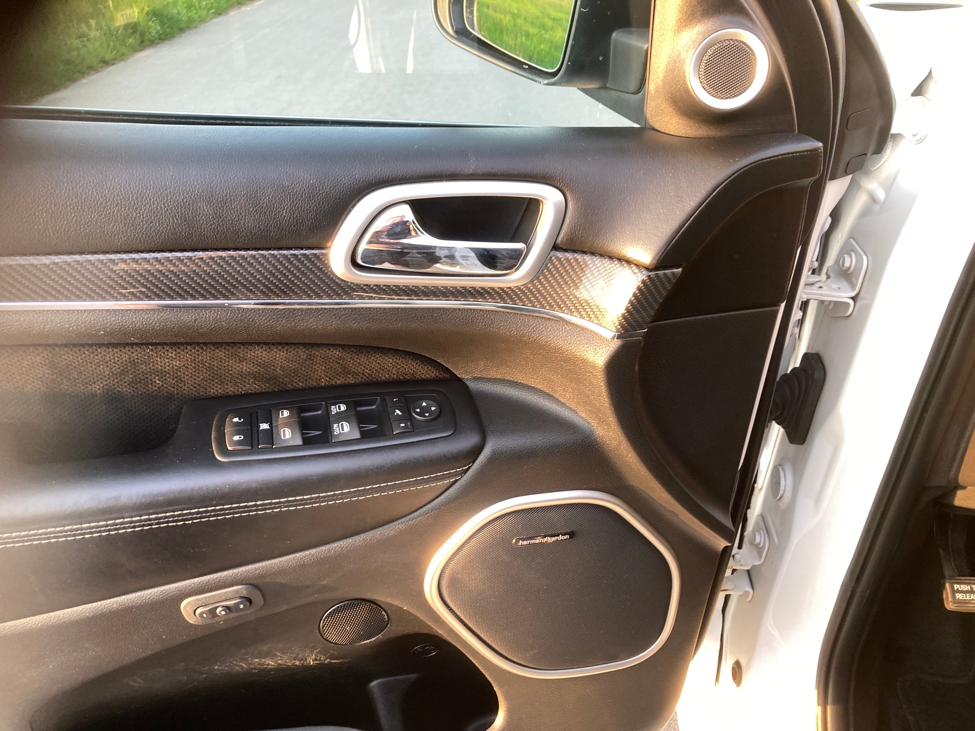 JEEP Grand Cherokee 6.4 V8 HEMI SRT8 Automatic-image-15