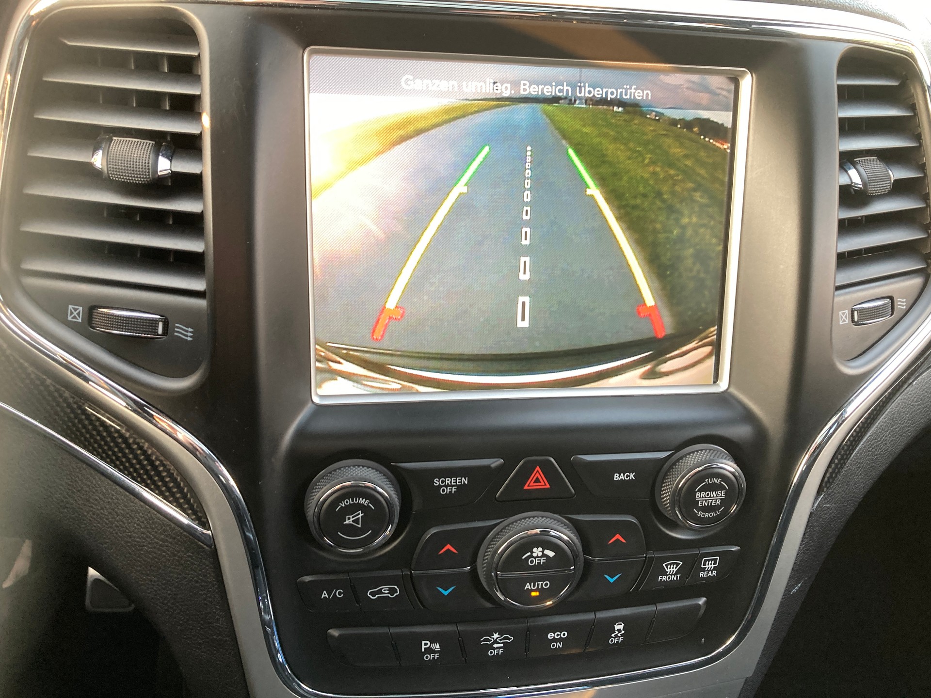JEEP Grand Cherokee 6.4 V8 HEMI SRT8 Automatic-image-17