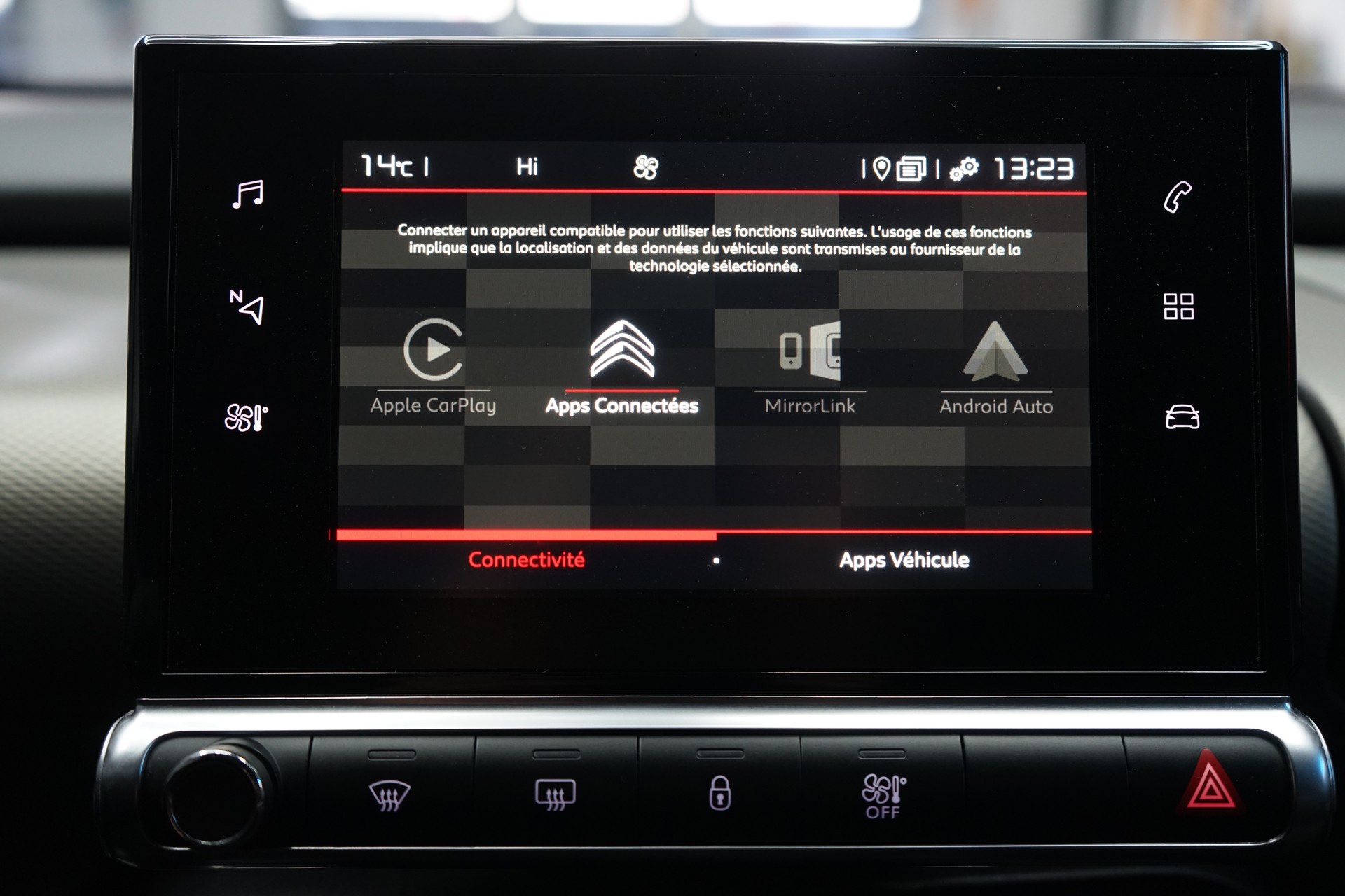 CITROEN C4 Cactus 1.2 Pure Tech Shine EAT6-image-15