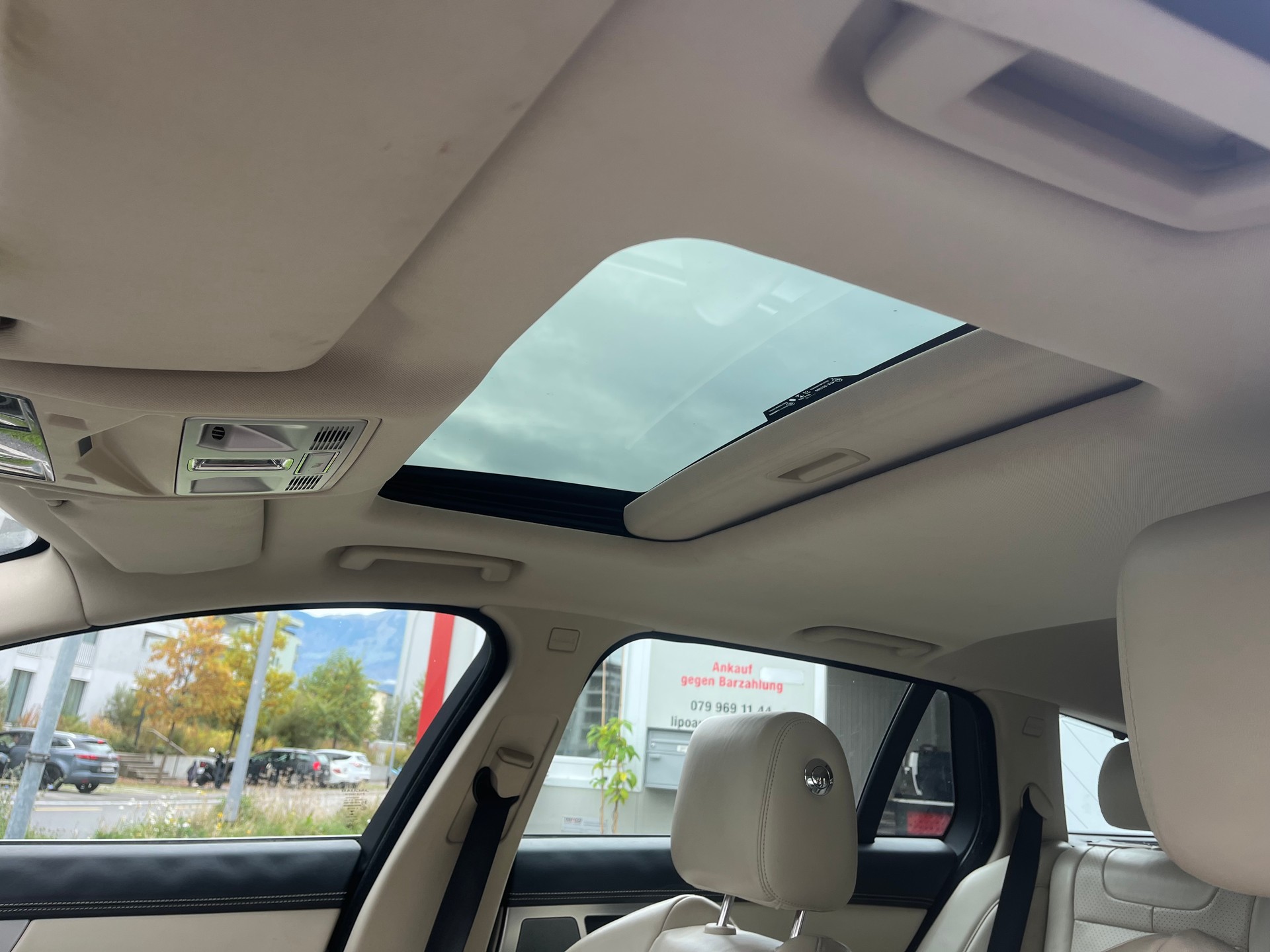JAGUAR XF Sportbrake 3.0d S V6 Premium Luxury-image-11