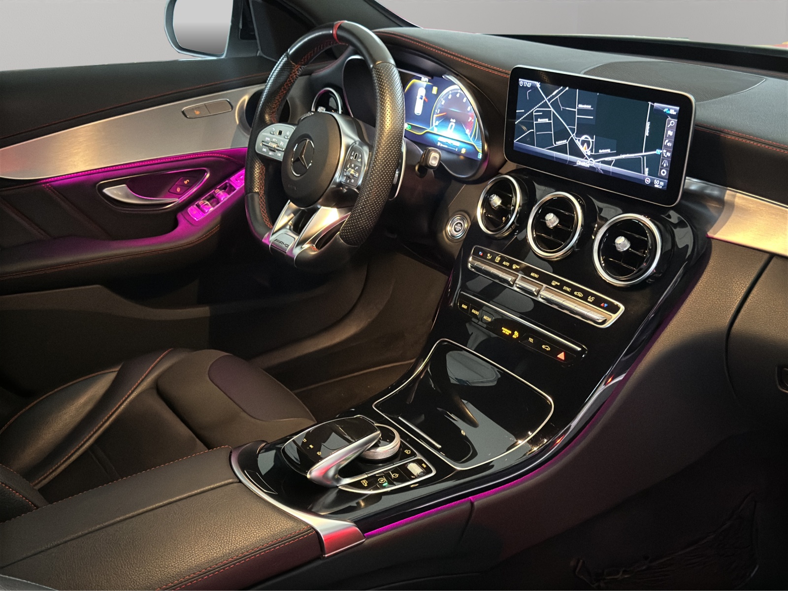 MERCEDES-BENZ *FACELIFT* C 43 AMG 4Matic 9G-Tronic-image-10