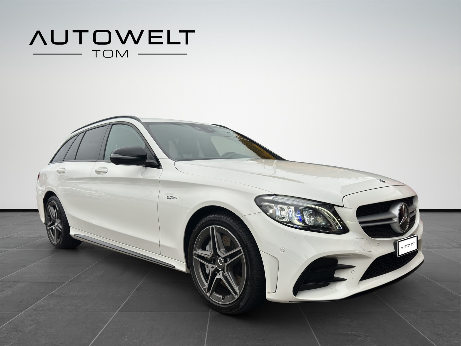 MERCEDES-BENZ *FACELIFT* C 43 AMG 4Matic 9G-Tronic-image-6