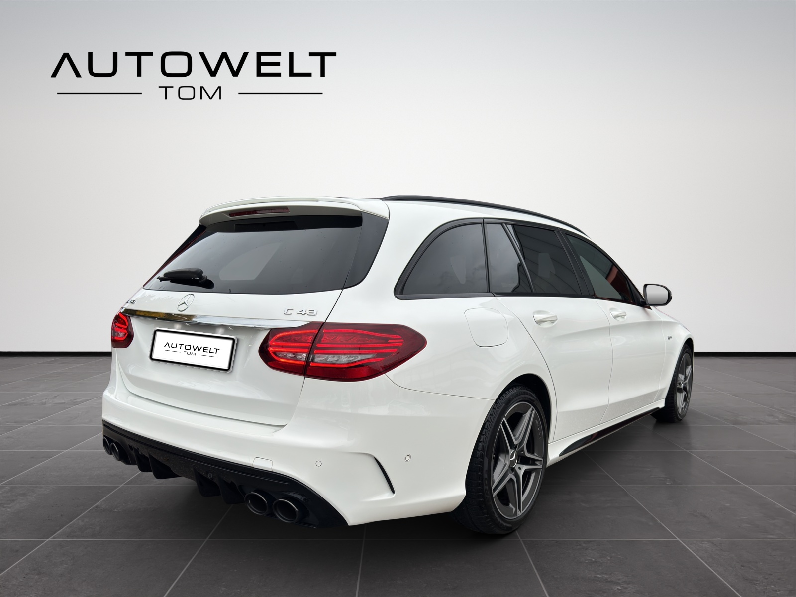 MERCEDES-BENZ *FACELIFT* C 43 AMG 4Matic 9G-Tronic-image-4