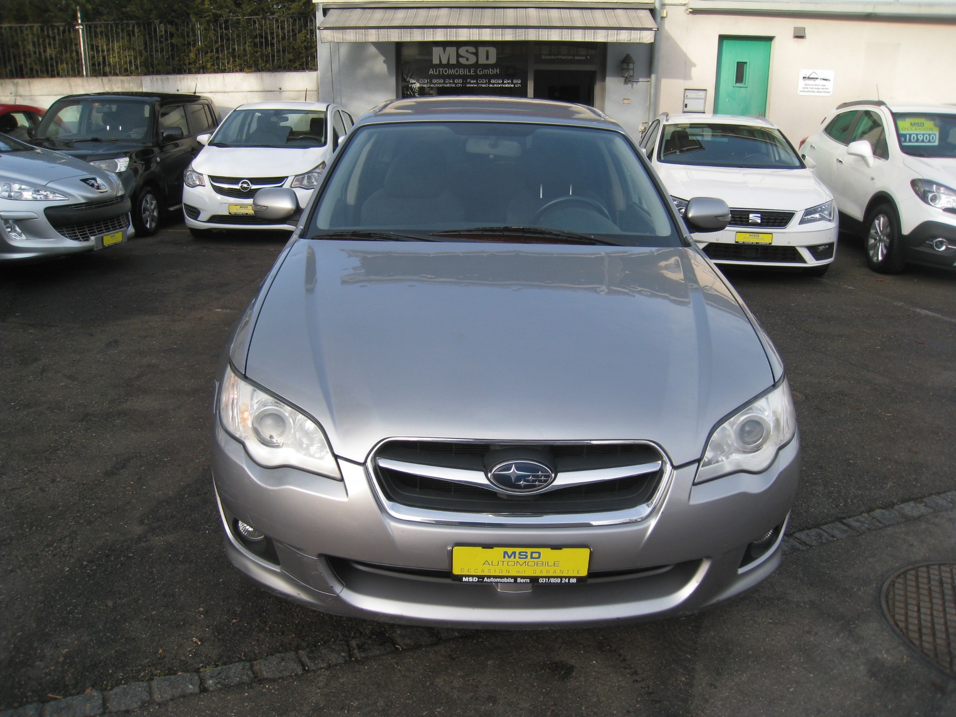 SUBARU Legacy 2.0R AWD Swiss-image-0