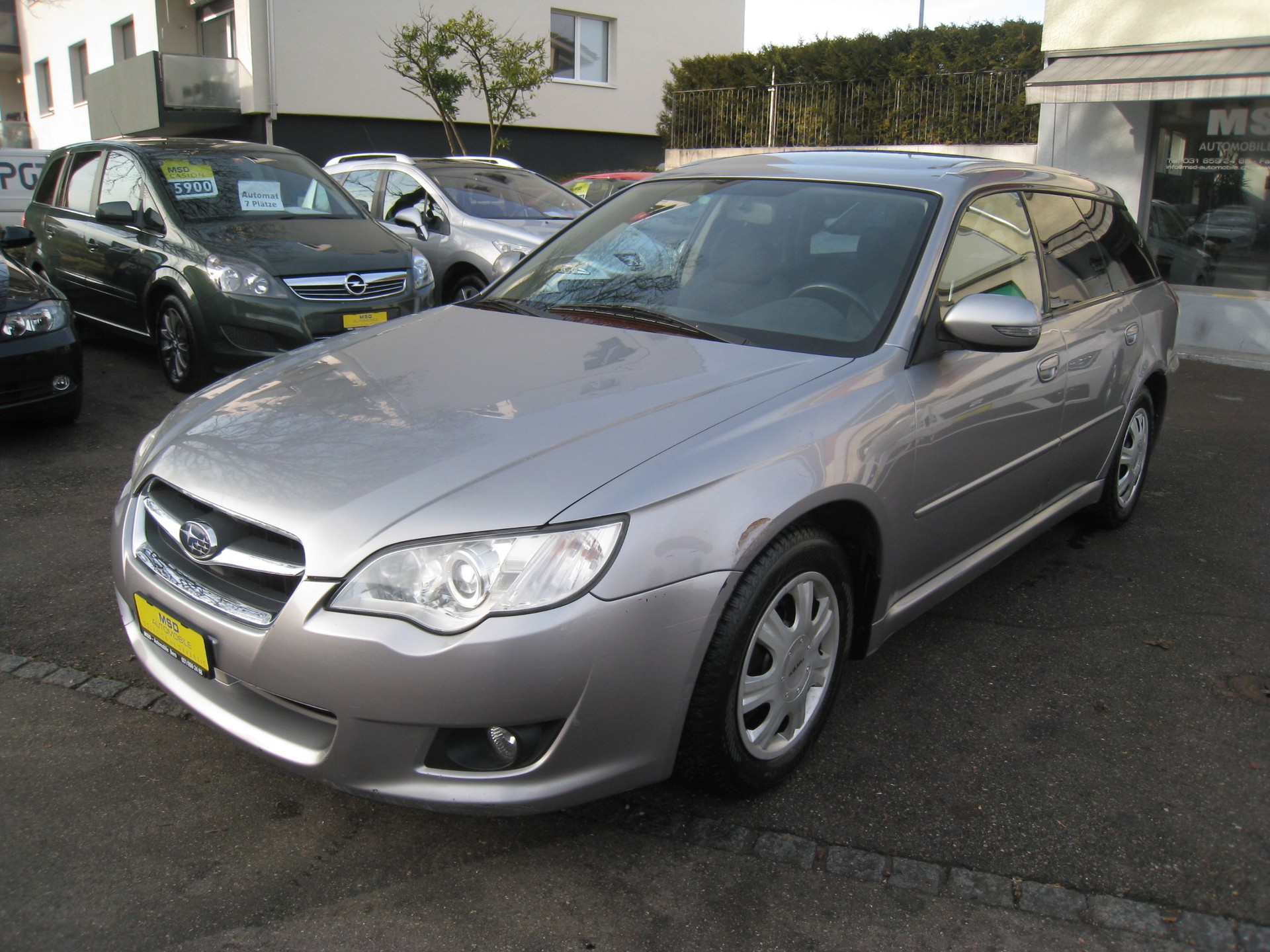 SUBARU Legacy 2.0R AWD Swiss-image-2