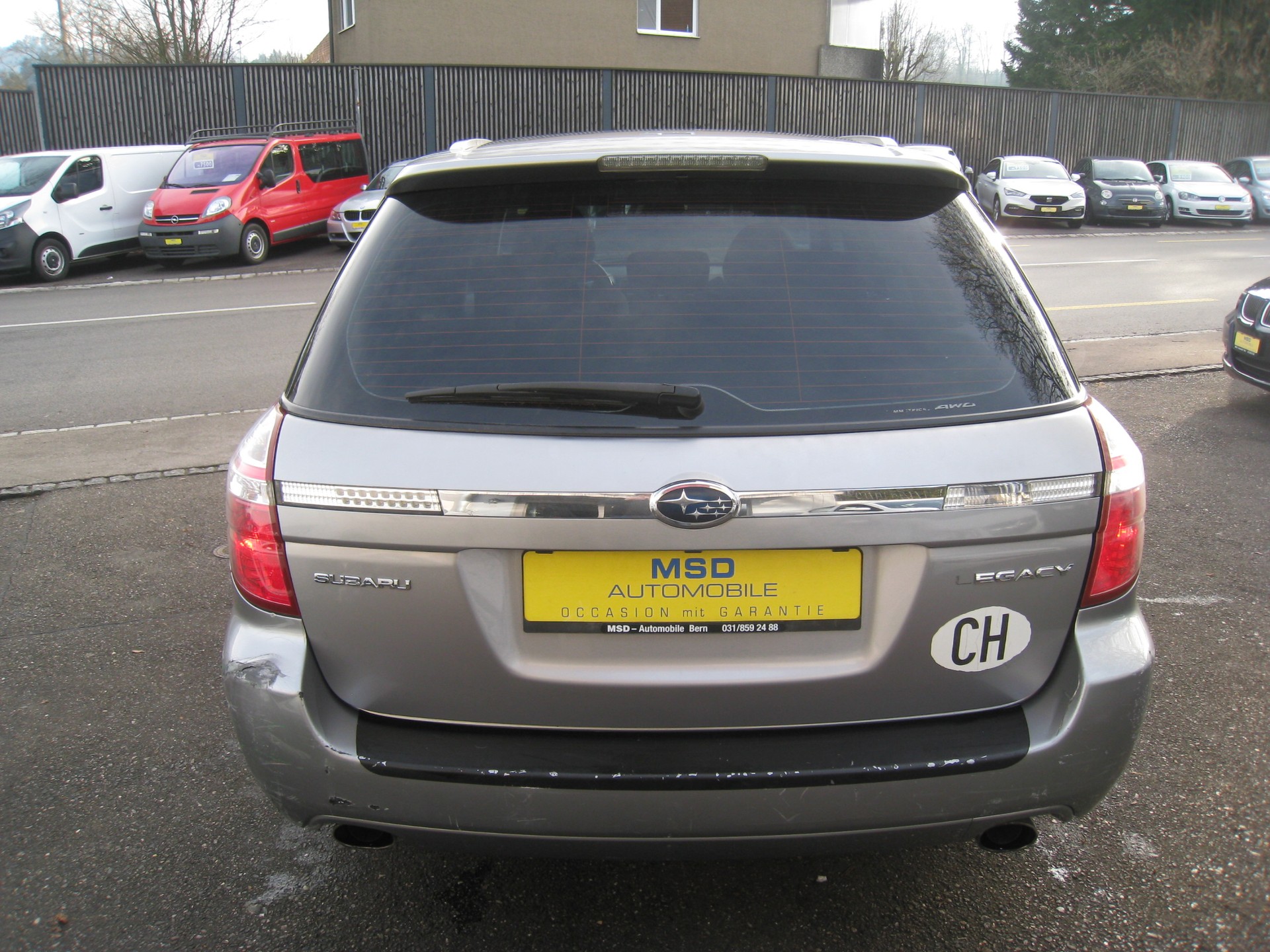 SUBARU Legacy 2.0R AWD Swiss-image-7