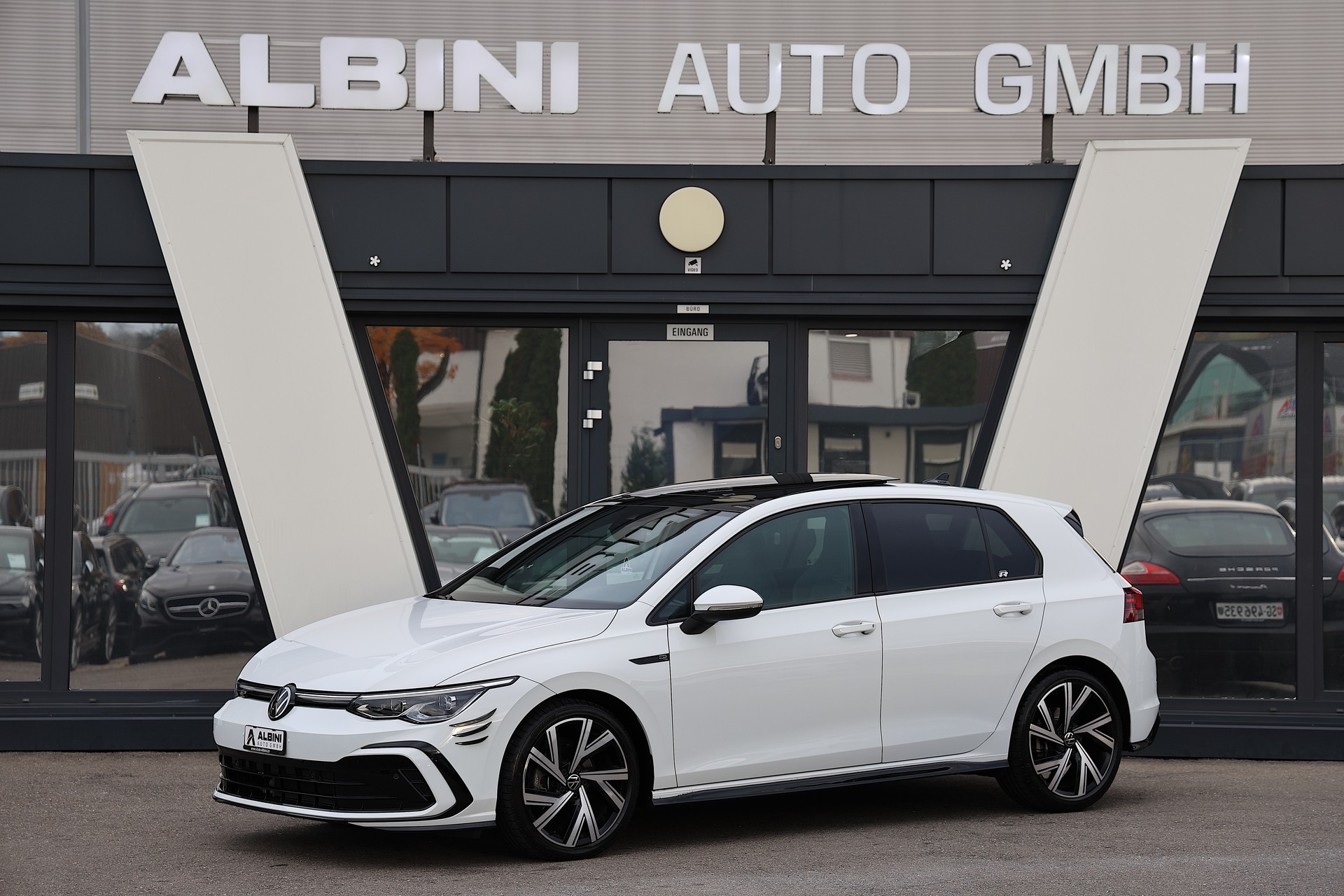 VW Golf 2.0 TDI R-Line DSG-image-0