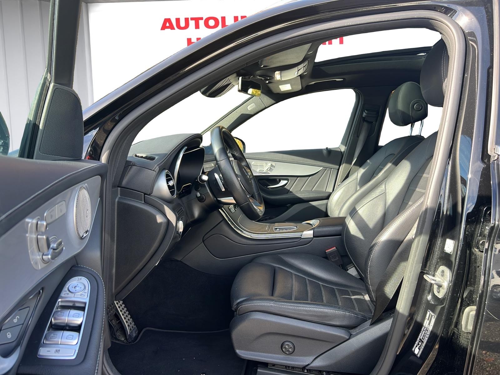 MERCEDES-BENZ GLC 300 e AMG Line Plus 4Matic 9G-Tronic-image-8