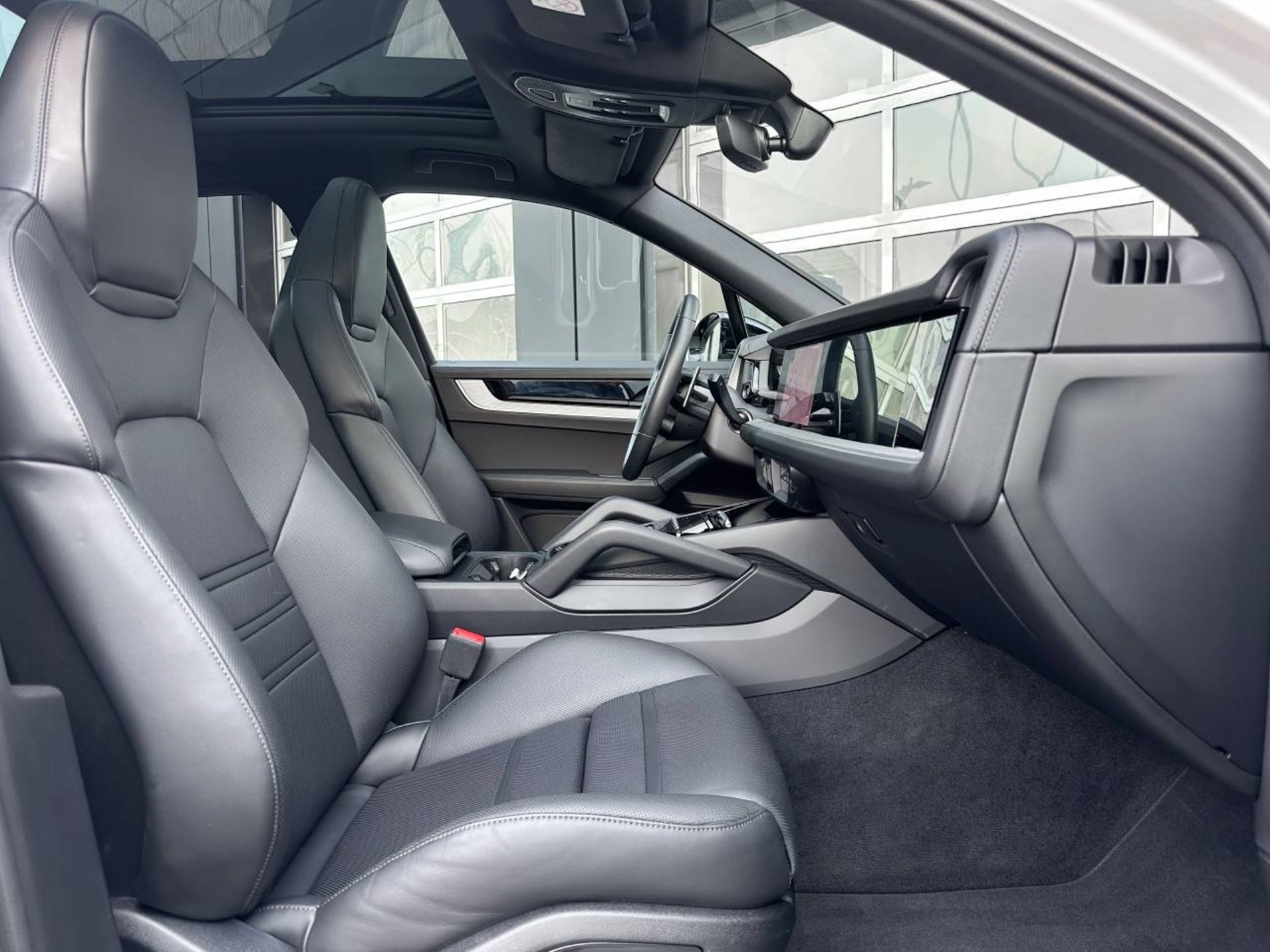 PORSCHE Cayenne E-Hybrid-image-17