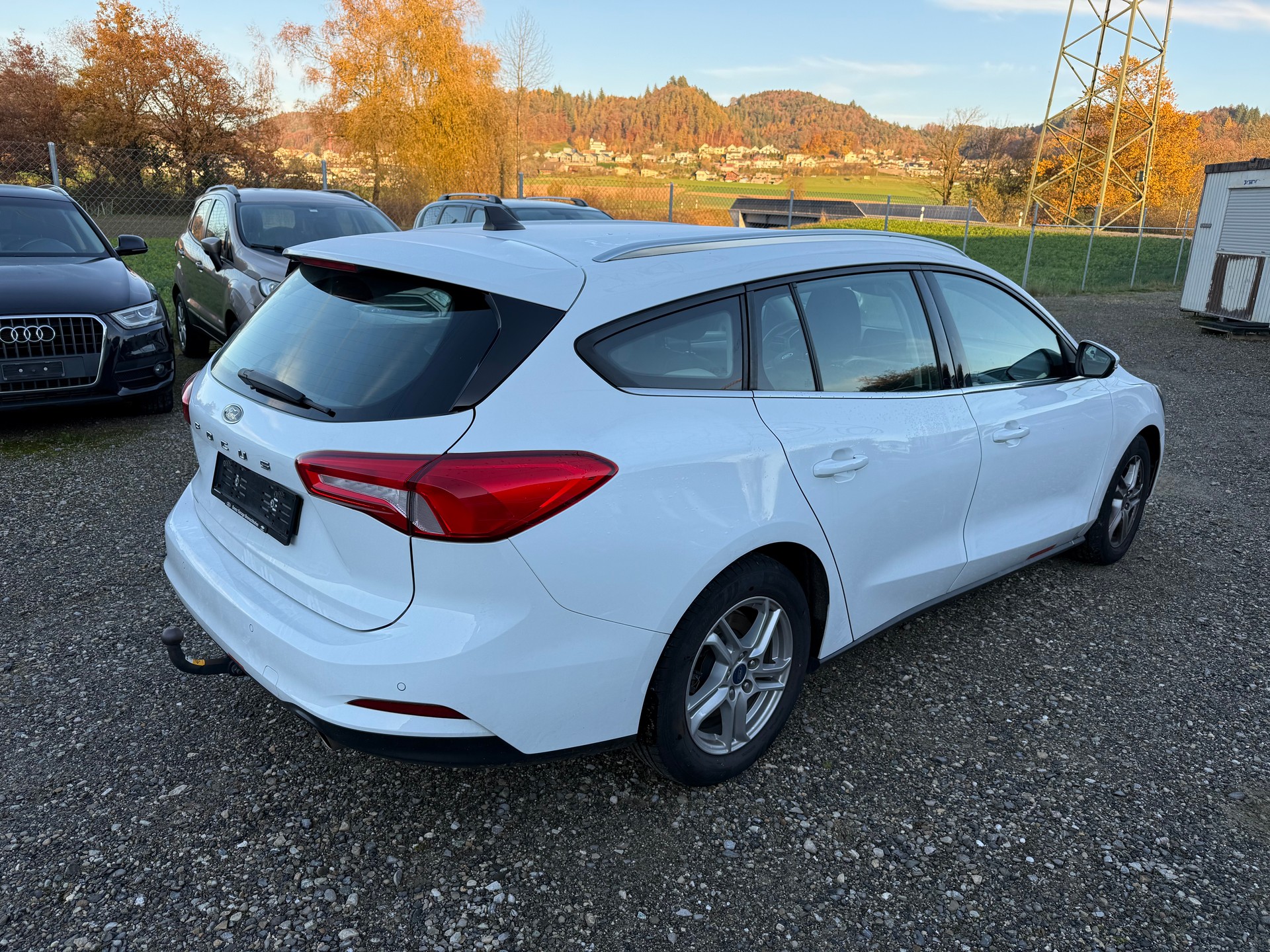 FORD Focus 1.0 SCTi Cool Connect Automatic-image-4