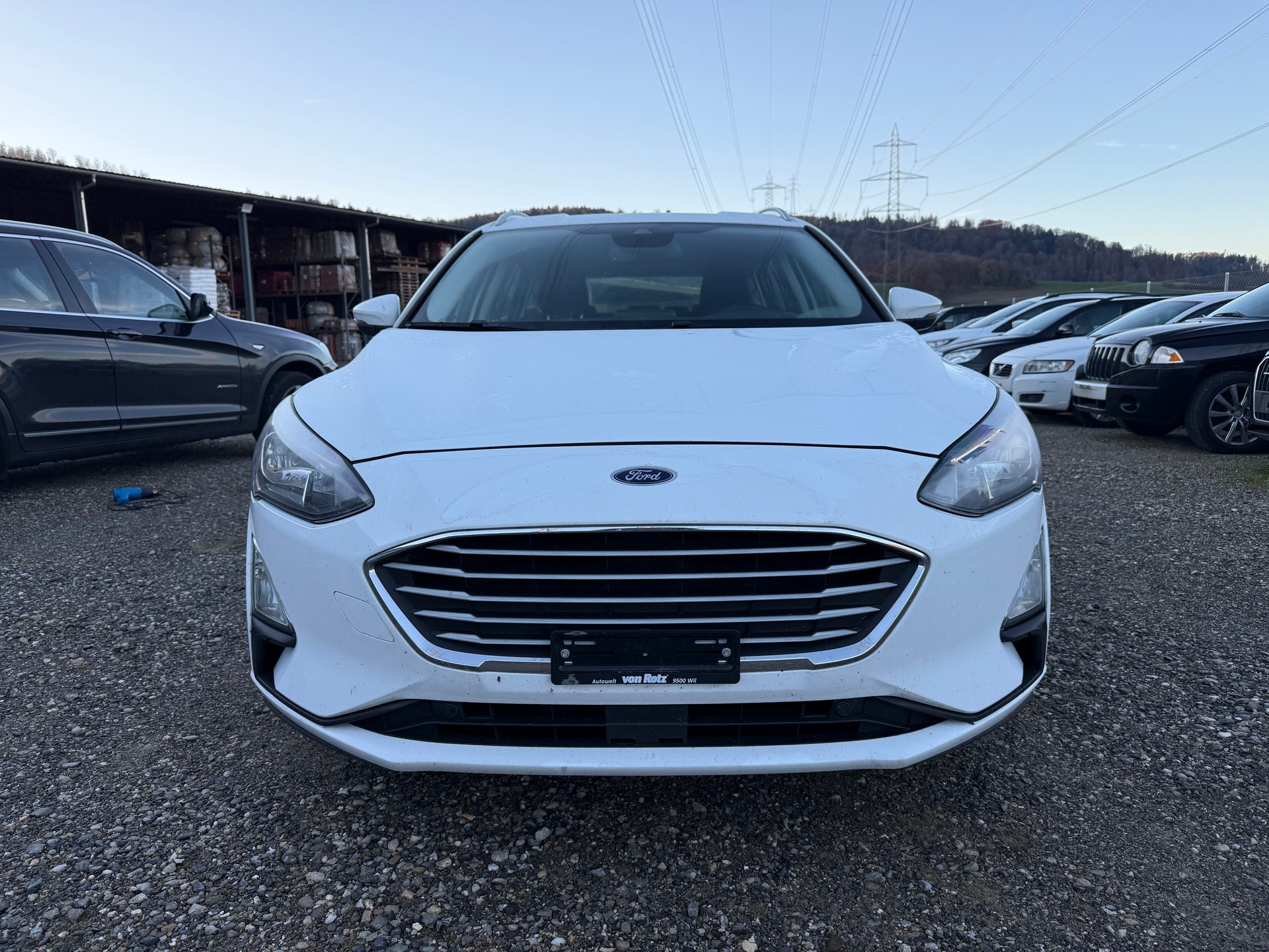 FORD Focus 1.0 SCTi Cool Connect Automatic-image-0