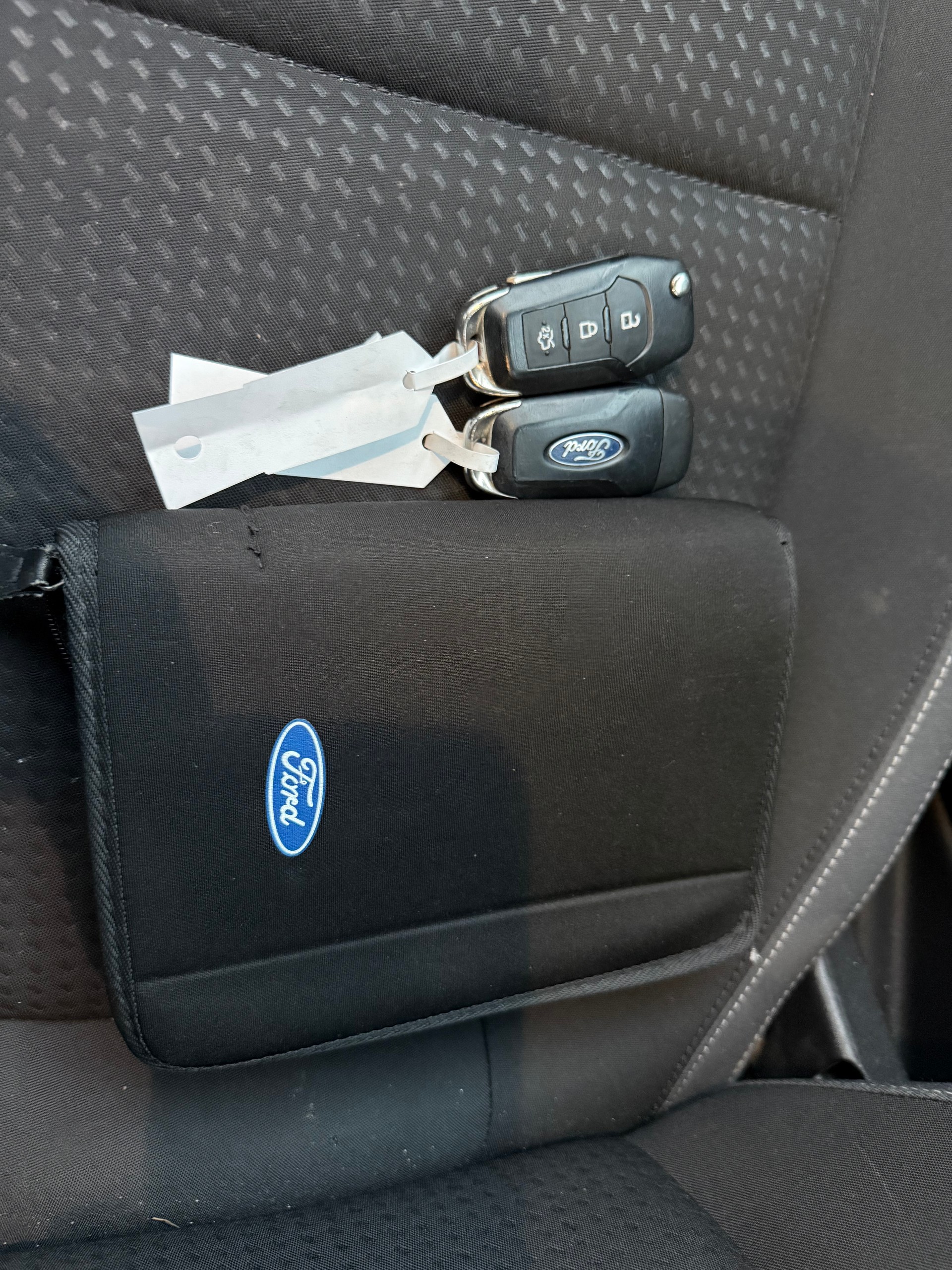 FORD Focus 1.0 SCTi Cool Connect Automatic-image-11