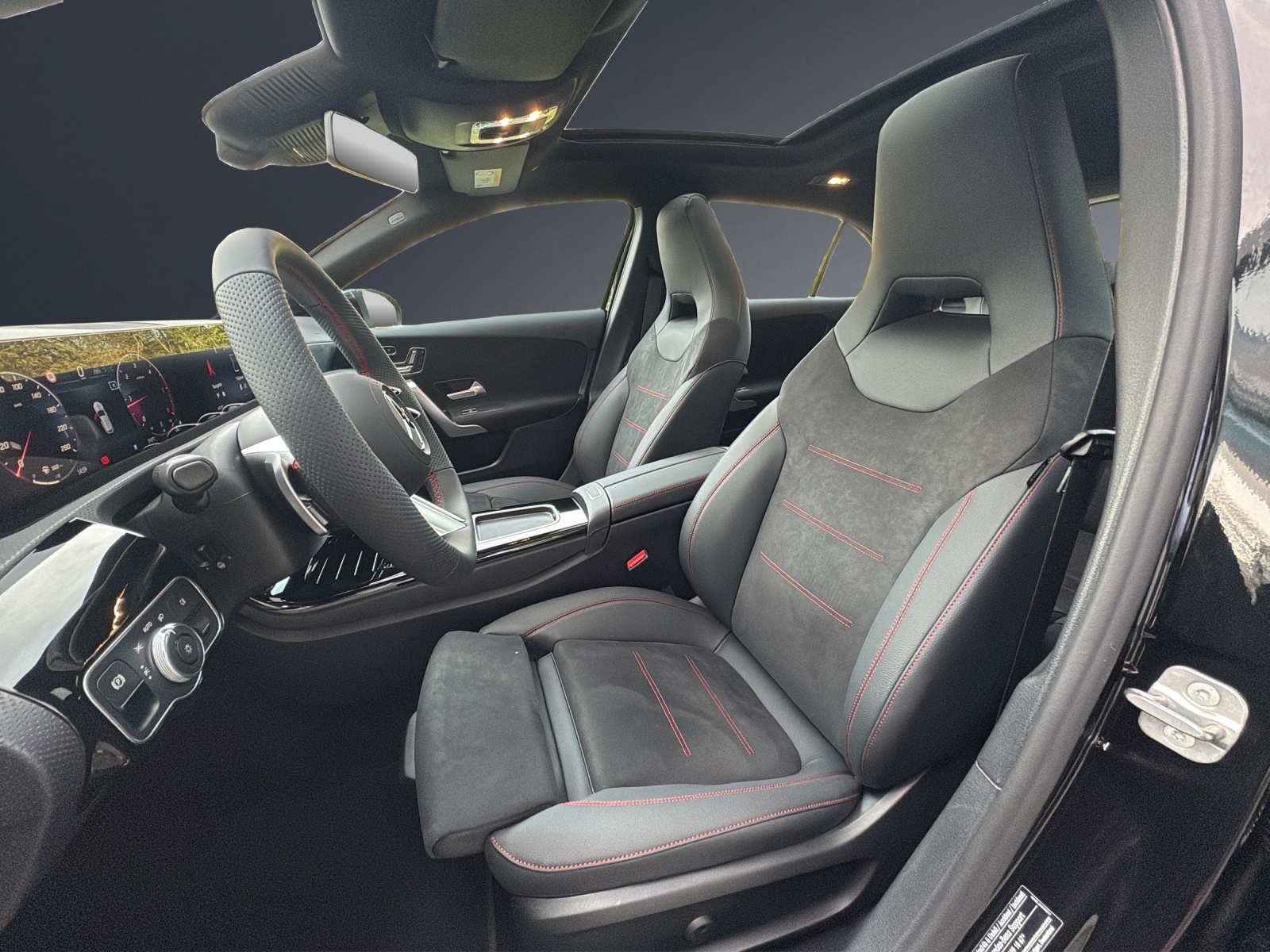 MERCEDES-BENZ A 220 d 8G-DCT-image-8