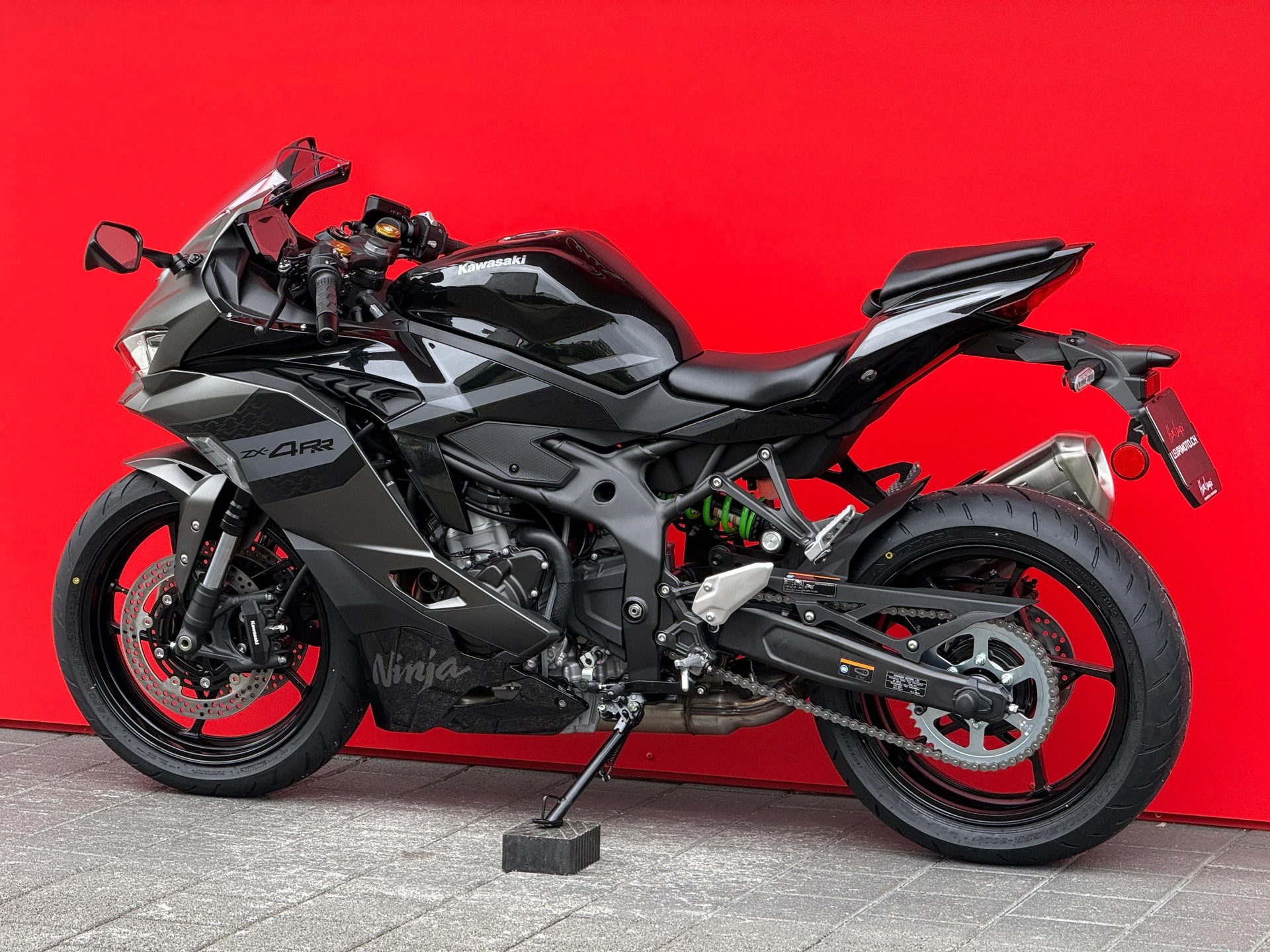 KAWASAKI Ninja ZX-4RR-image-11