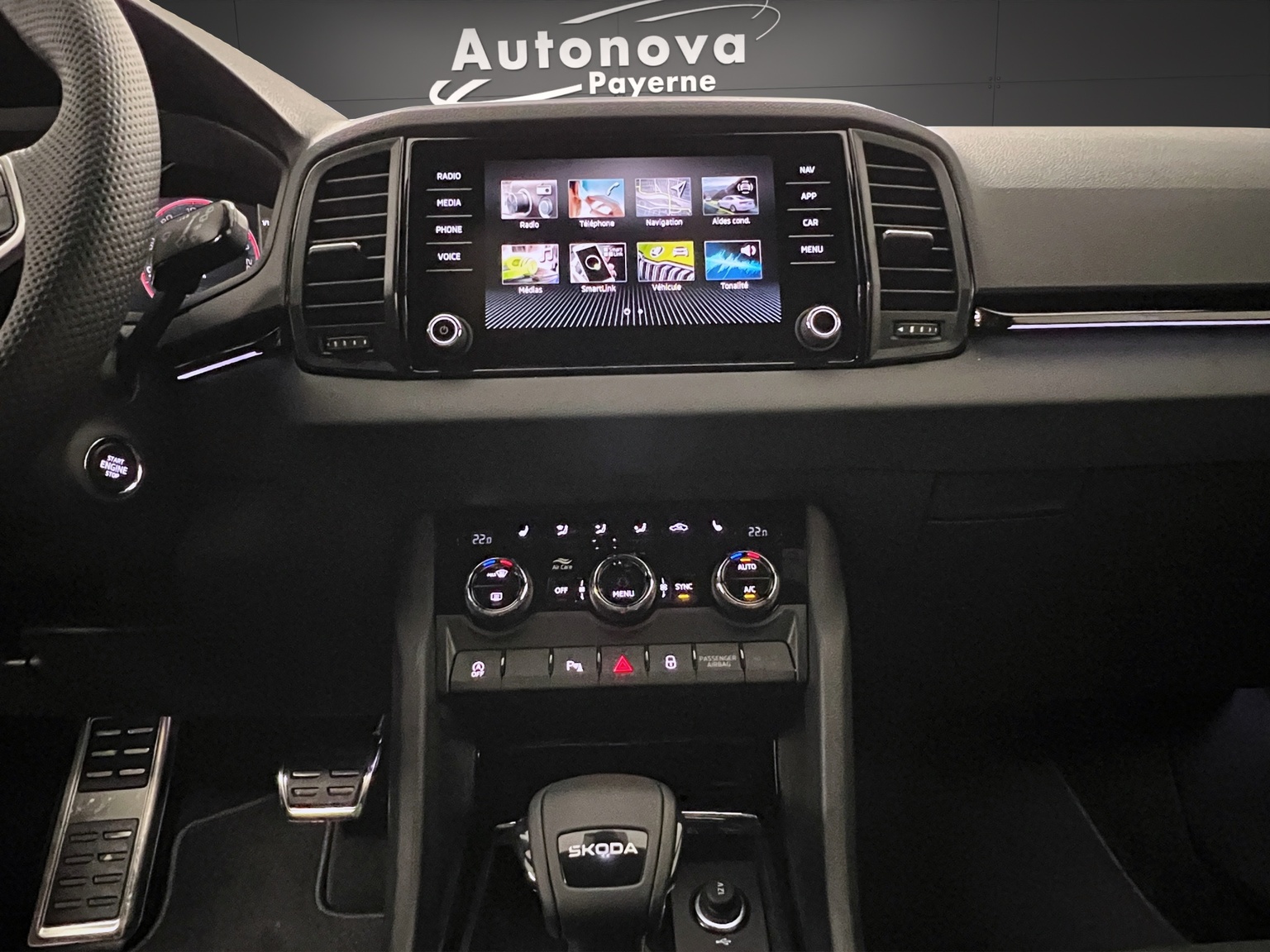 SKODA Karoq 1.5 TSI SportLine DSG-image-10
