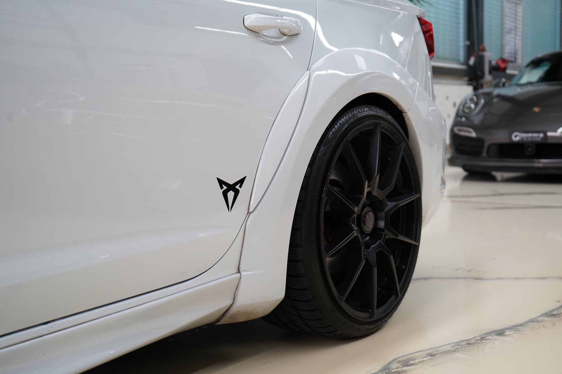 SEAT Leon ST 2.0 TSI Cupra 280 DSG / JE Design- Wide Body* Grail Auspuff*-image-4