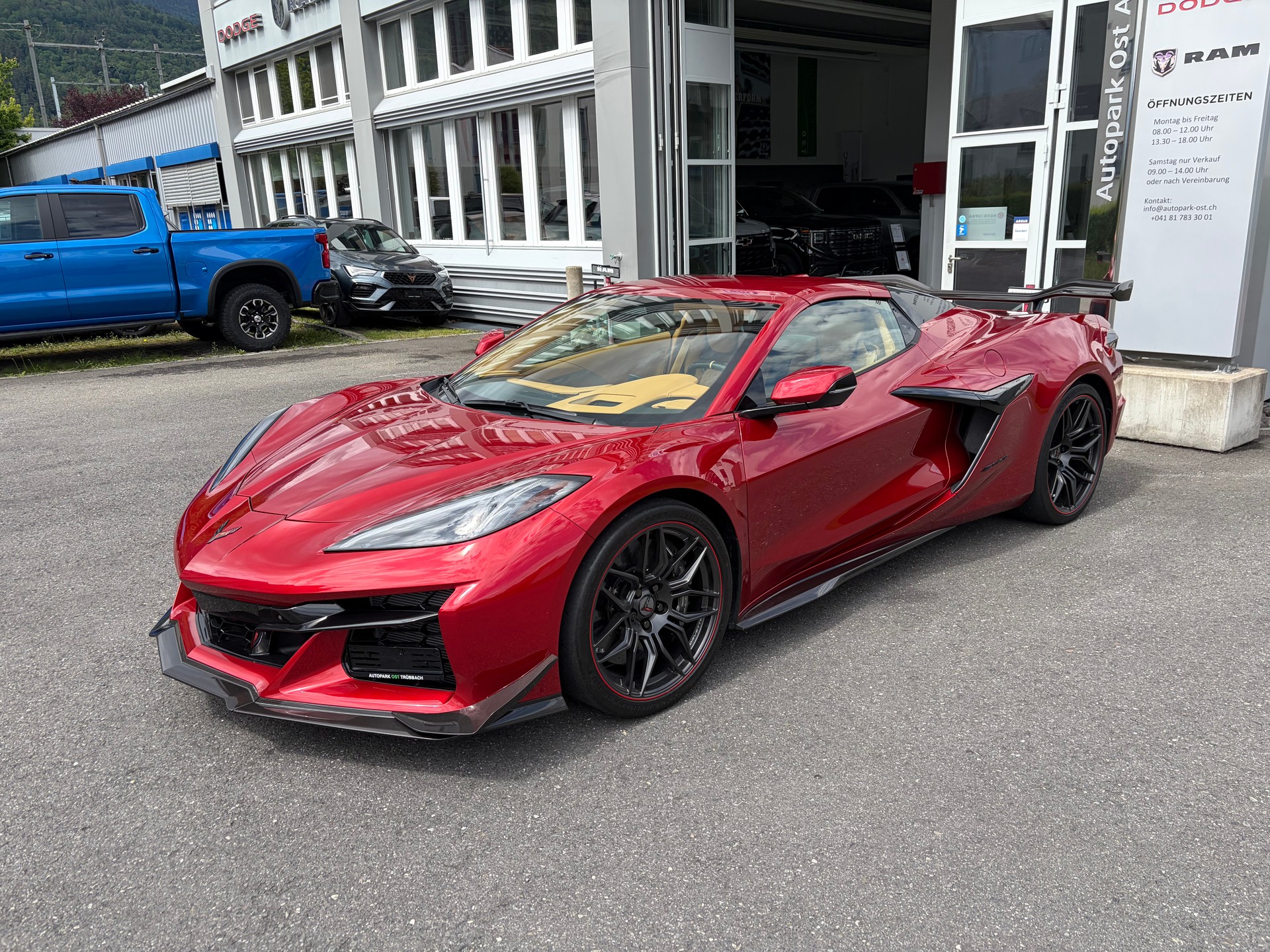 CHEVROLET Corvette C8 Z06 Convertible 3LZ 5.5l V8 Z07-Performance-Paket-image-1