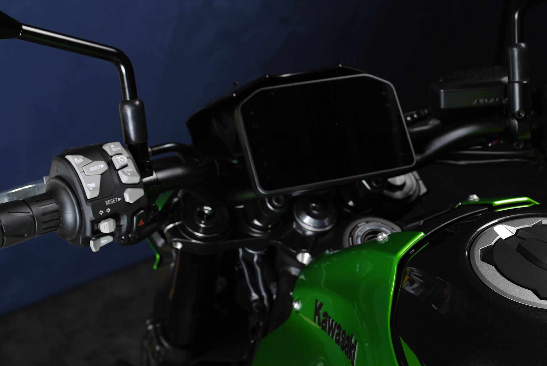 KAWASAKI Z 900 (70kW) MY26-image-14