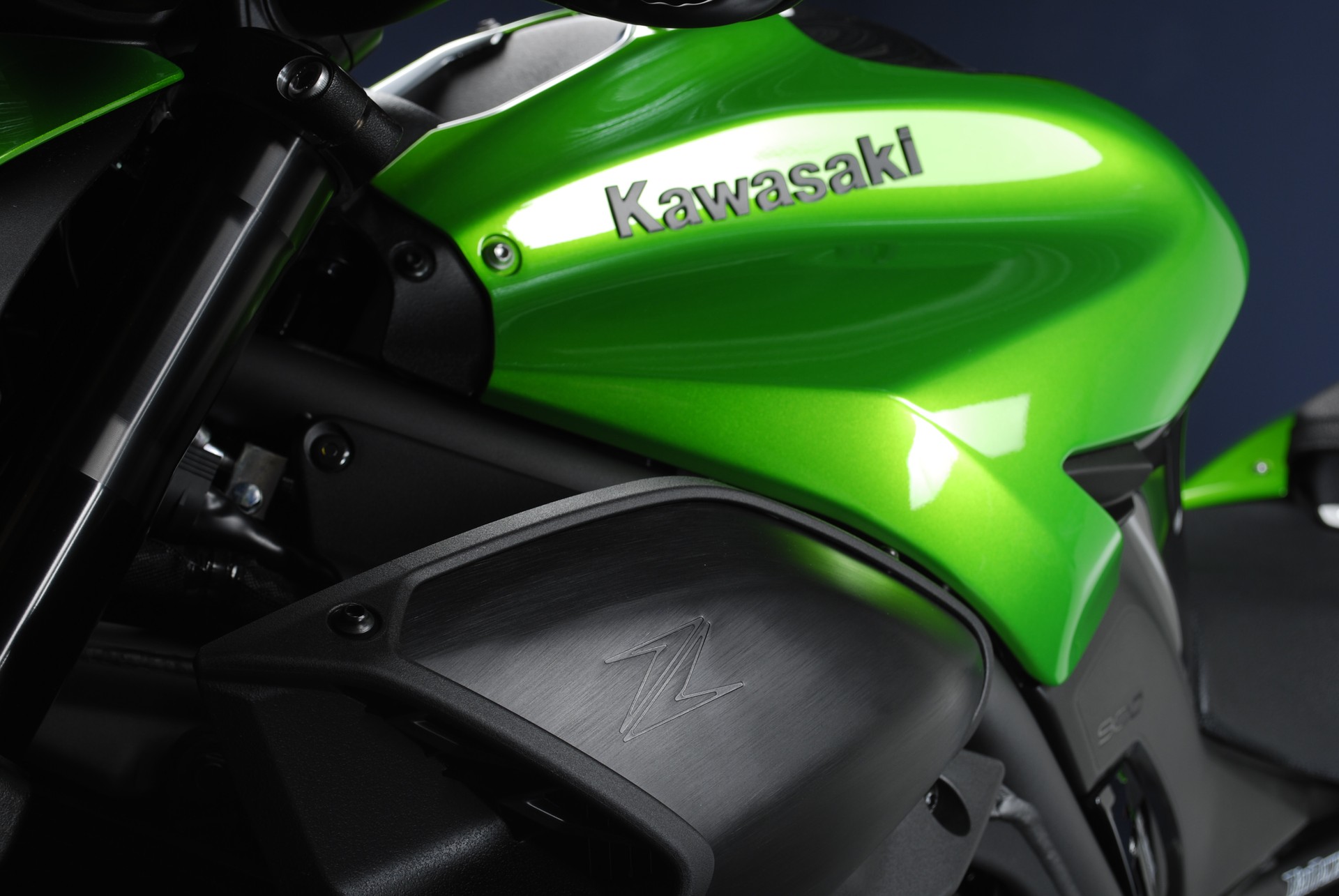 KAWASAKI Z 900 (70kW) MY26-image-10