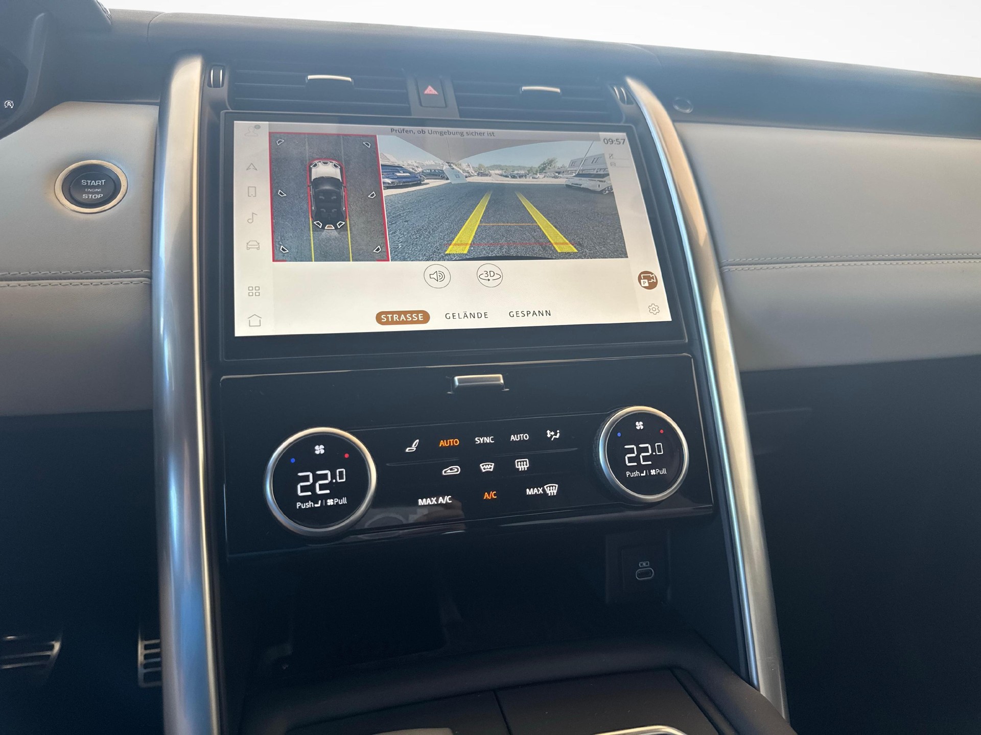 LAND ROVER Discovery 3.0 D I6 300 Metropolitan Edition-image-14