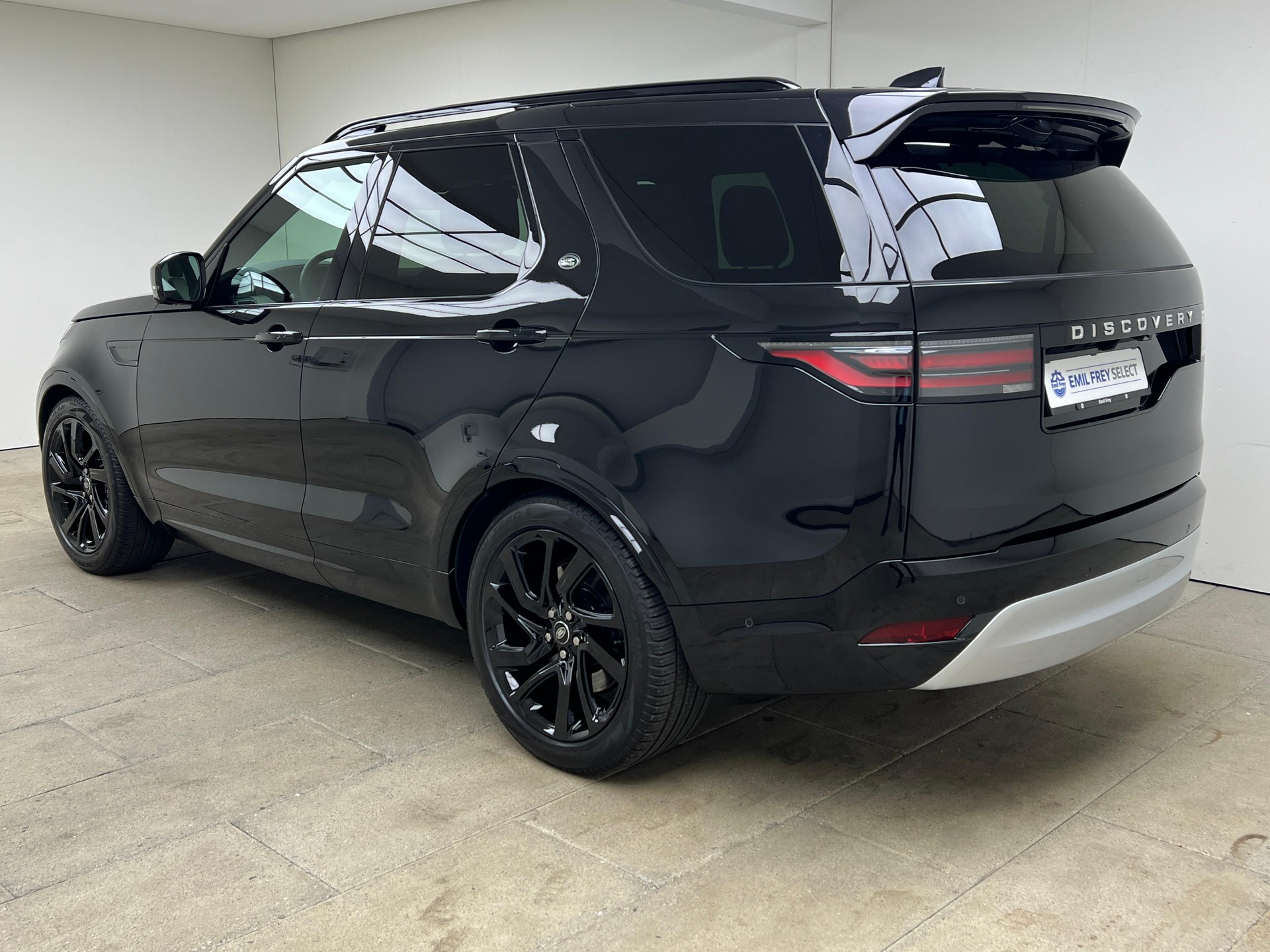 LAND ROVER Discovery 3.0 D I6 300 Metropolitan Edition / Jetzt mit attraktivem 1.99% Leasing-showroom-element-3